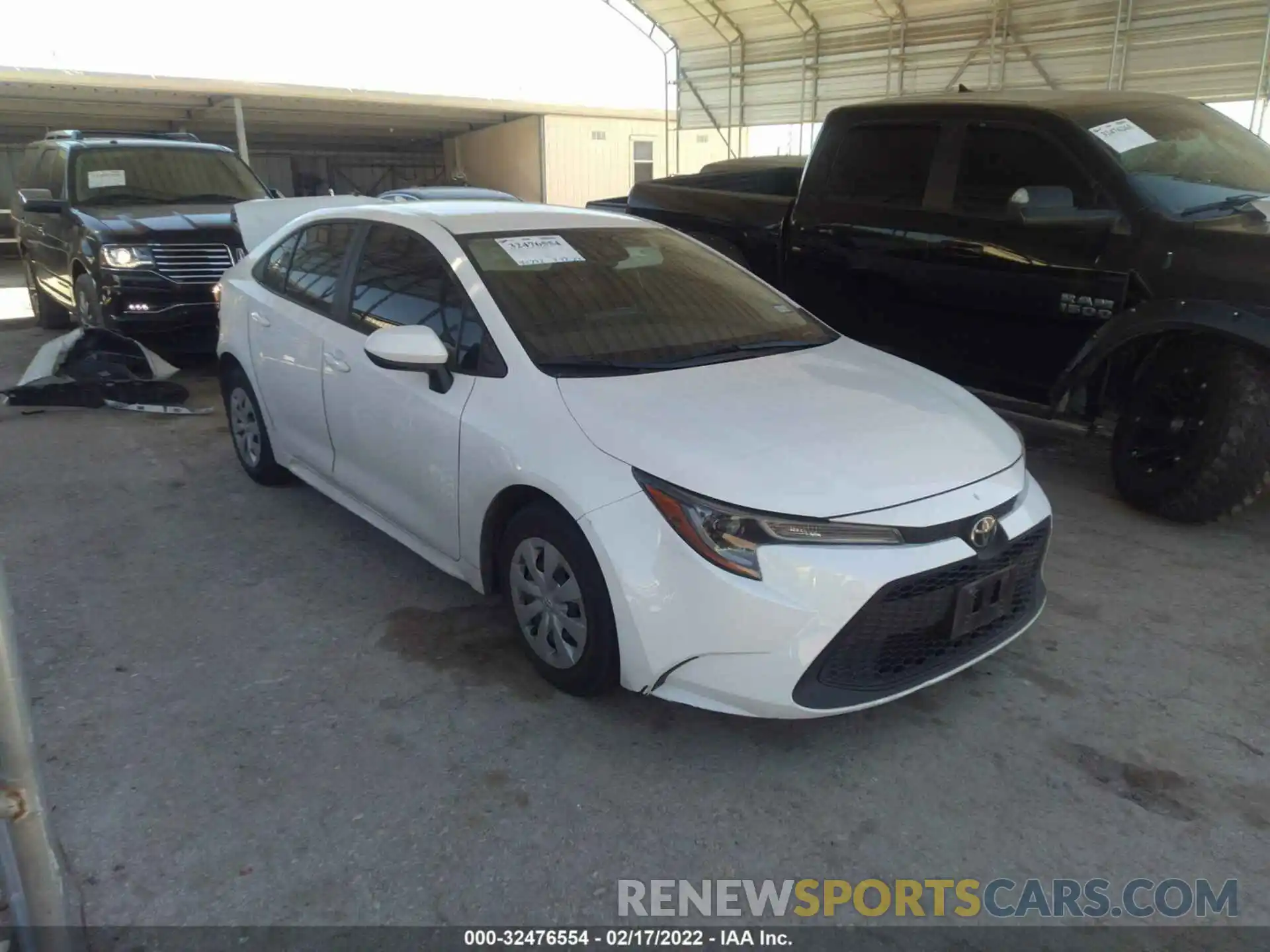 1 Photograph of a damaged car 5YFDPRAEXLP053889 TOYOTA COROLLA 2020