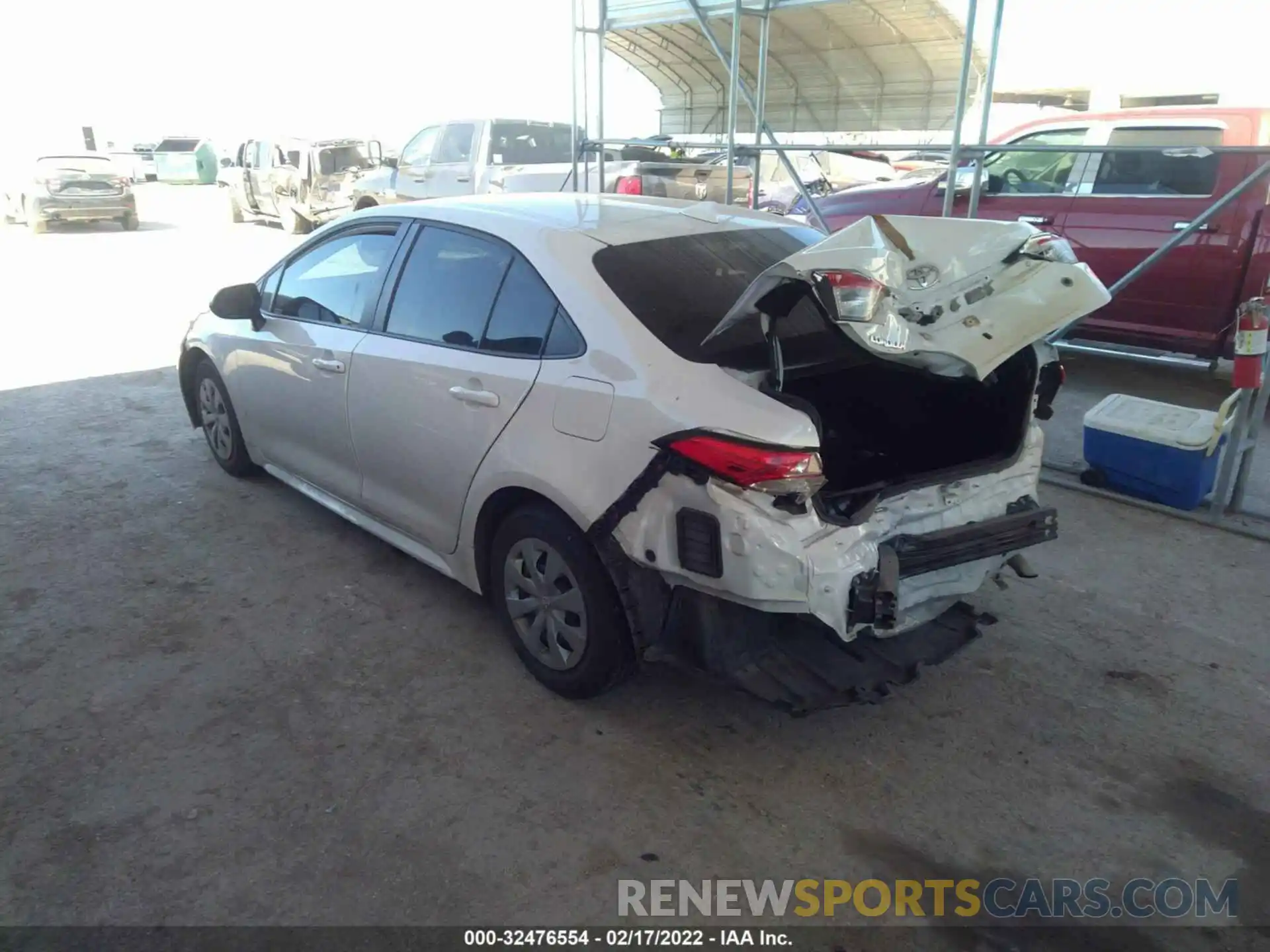 3 Photograph of a damaged car 5YFDPRAEXLP053889 TOYOTA COROLLA 2020