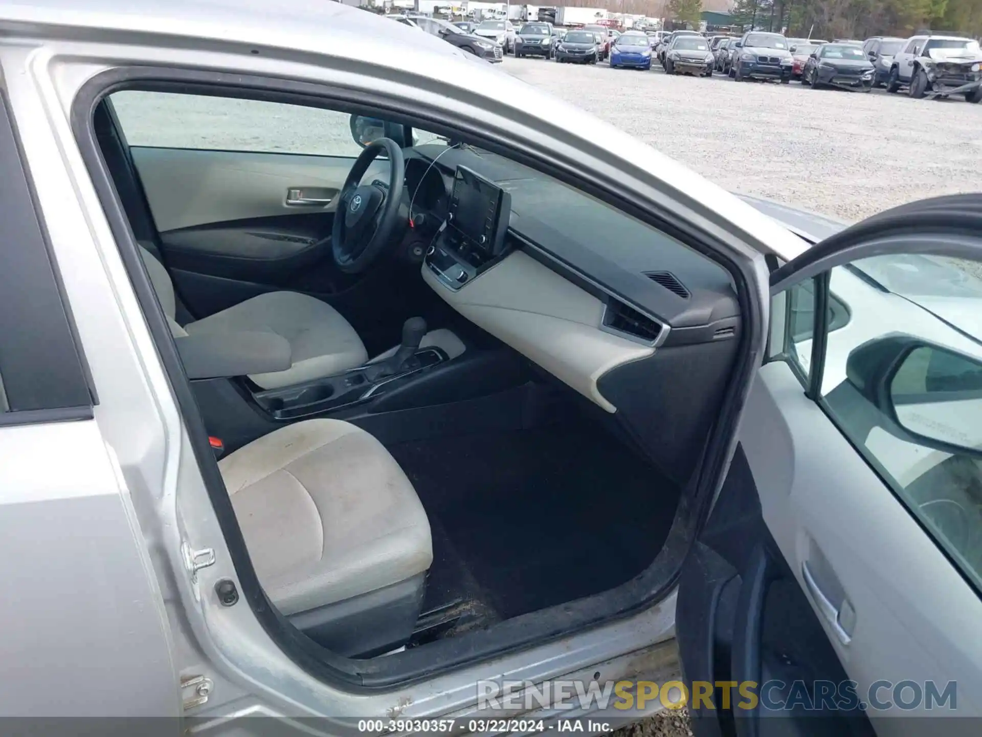 5 Photograph of a damaged car 5YFDPRAEXLP097701 TOYOTA COROLLA 2020