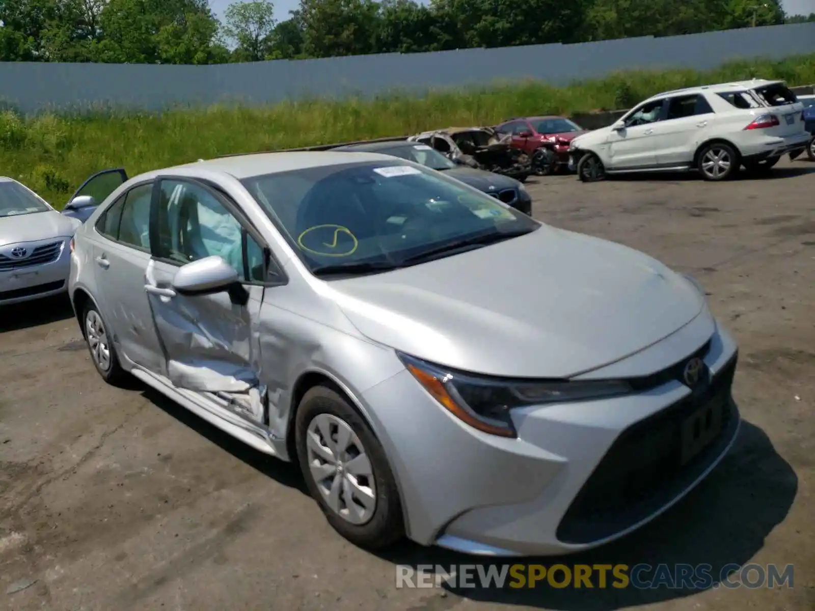 1 Photograph of a damaged car 5YFDPRAEXLP119583 TOYOTA COROLLA 2020