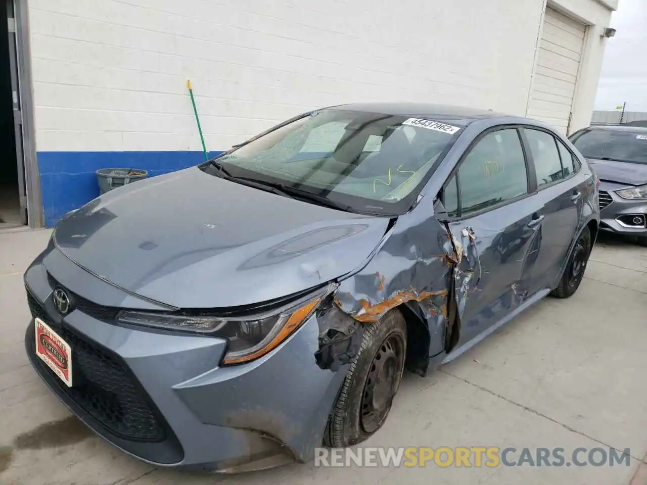 2 Photograph of a damaged car 5YFDPRAEXLP127652 TOYOTA COROLLA 2020