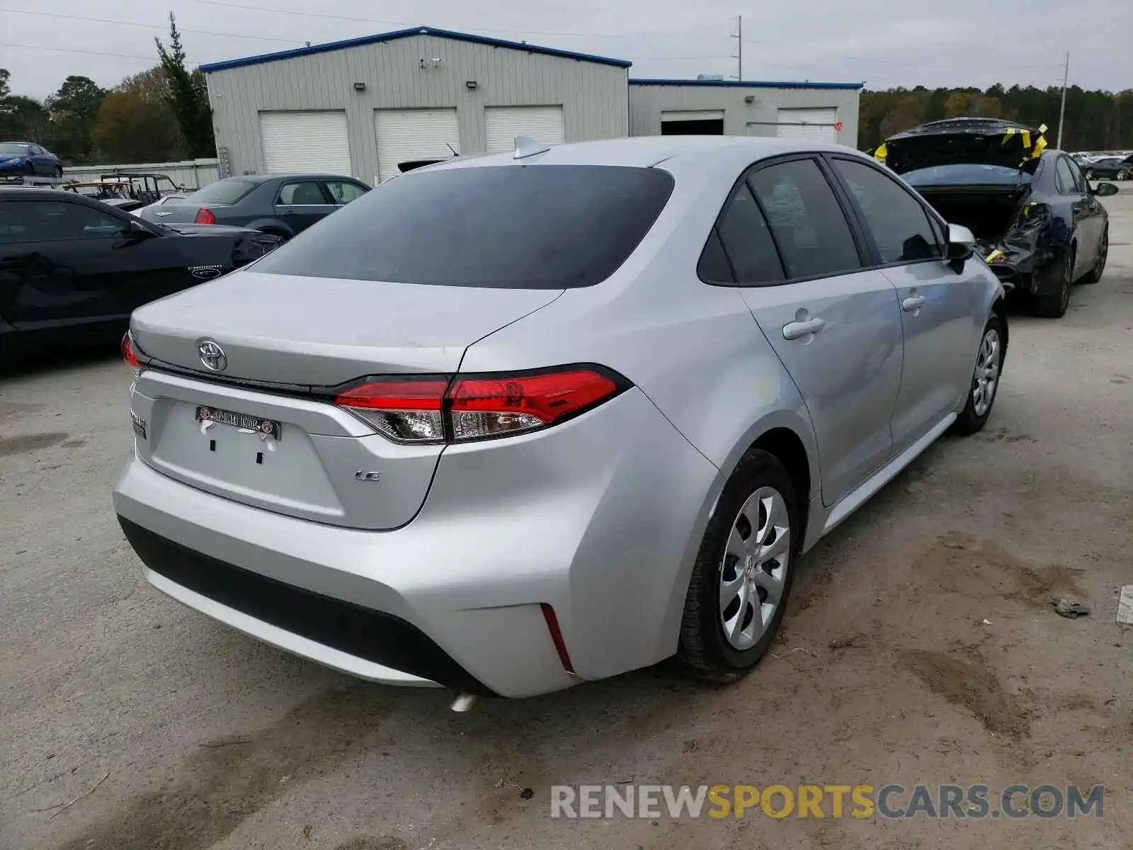 4 Photograph of a damaged car 5YFEPRAE0LP004169 TOYOTA COROLLA 2020