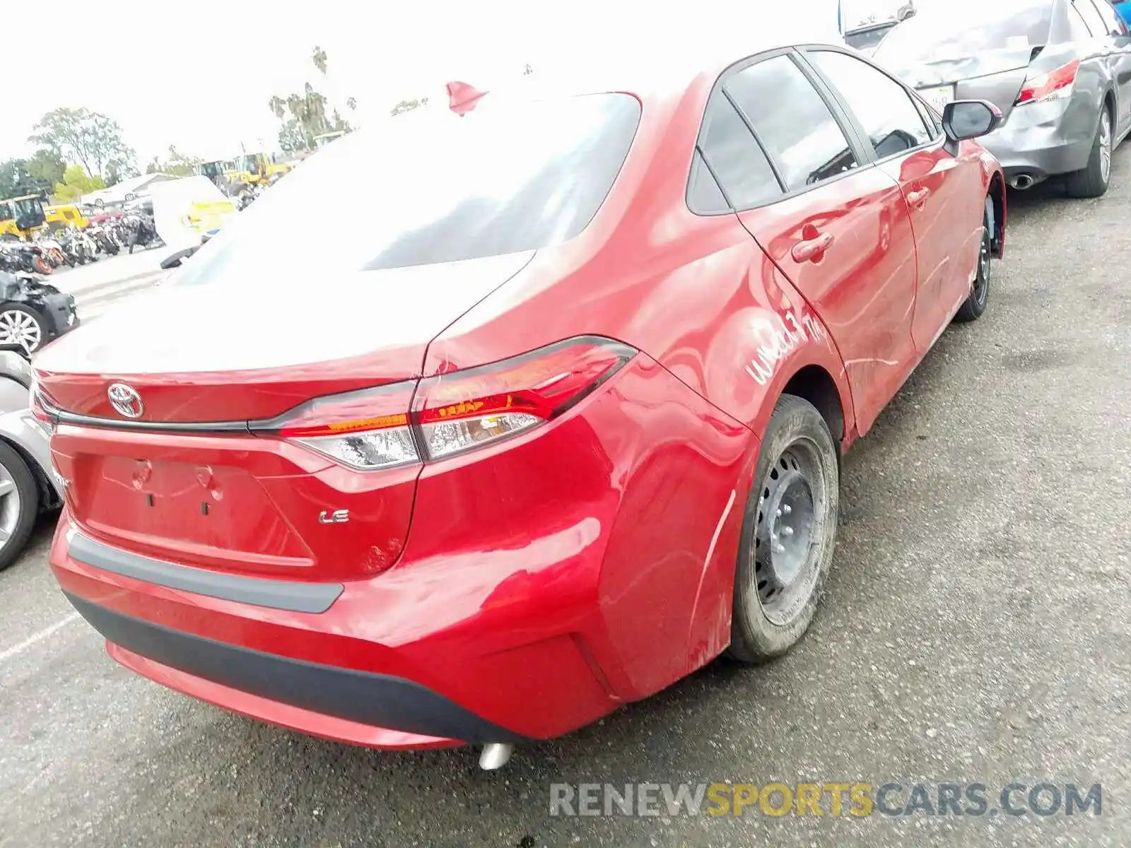 4 Photograph of a damaged car 5YFEPRAE0LP004236 TOYOTA COROLLA 2020