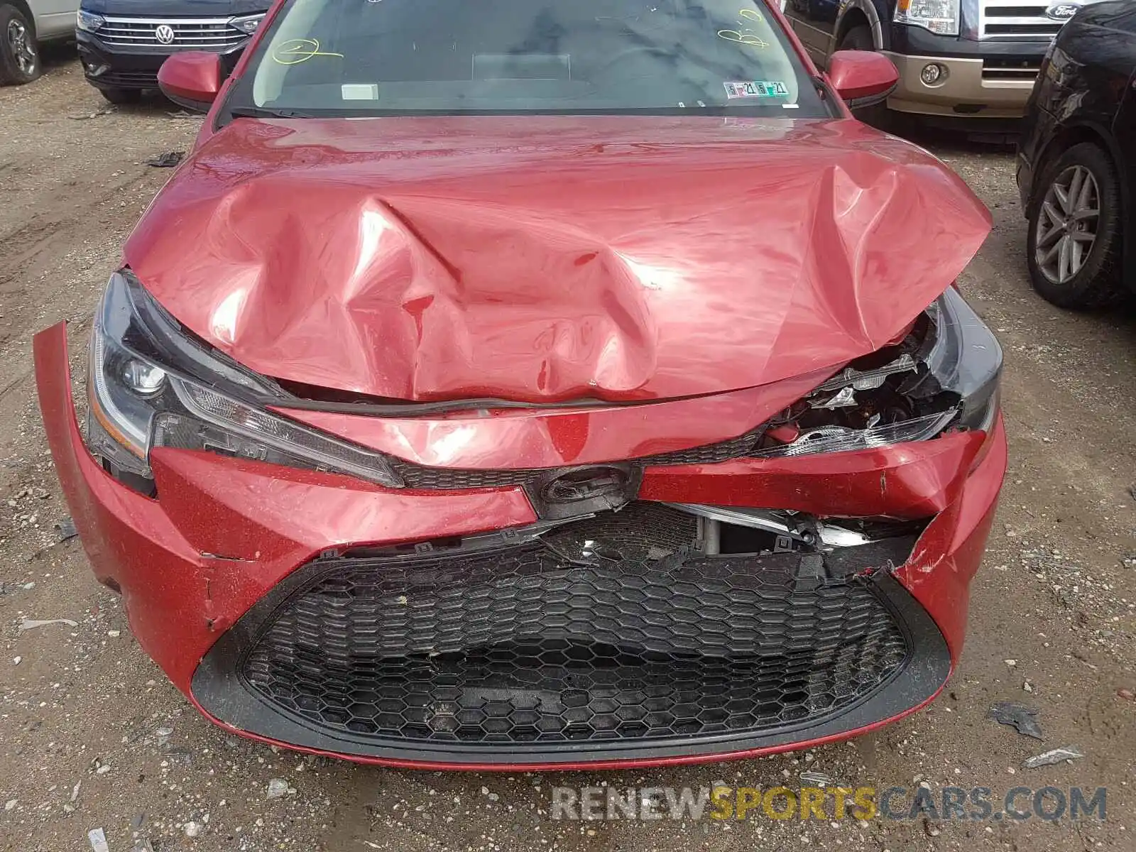 7 Photograph of a damaged car 5YFEPRAE0LP005287 TOYOTA COROLLA 2020