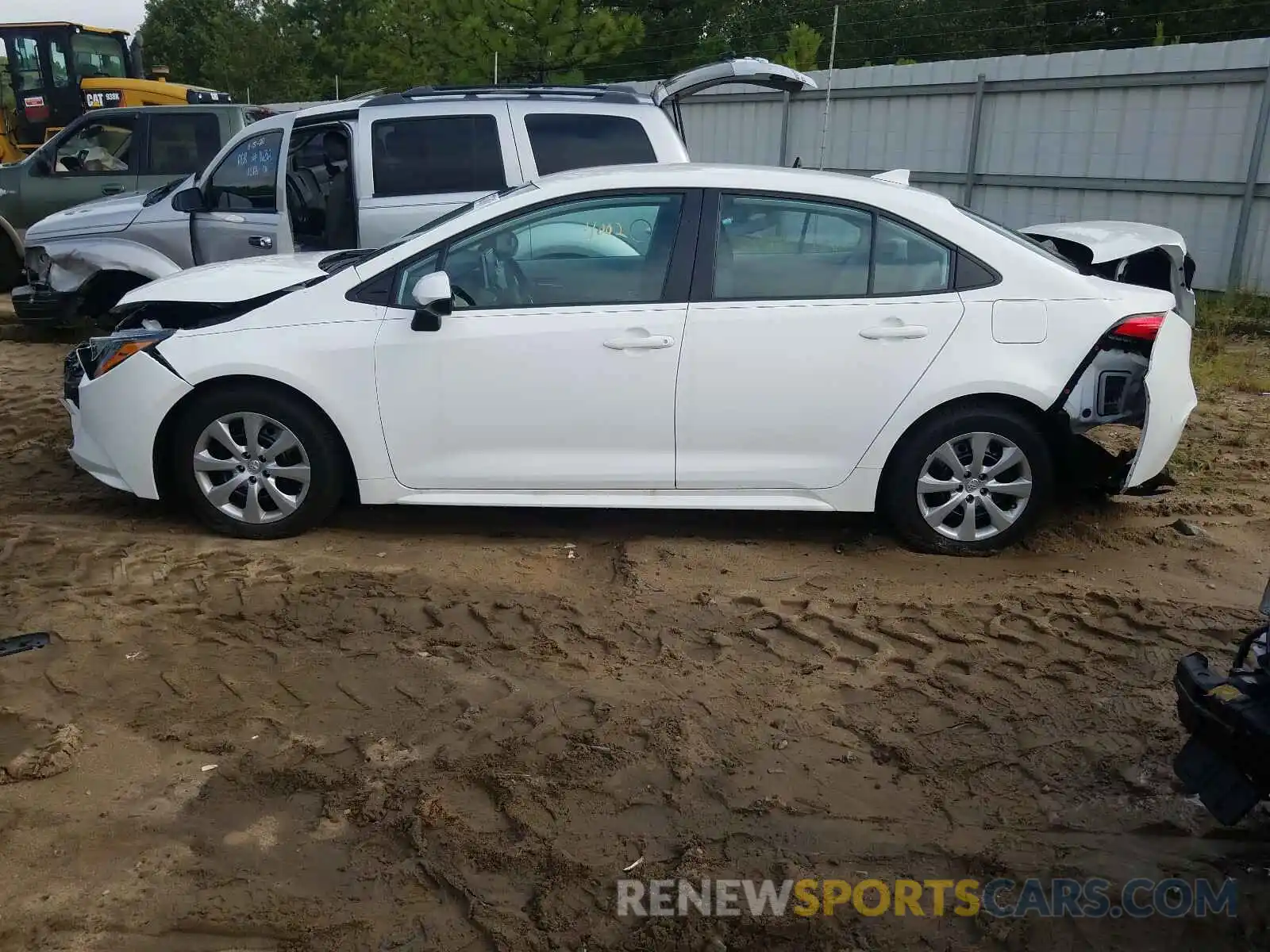 9 Photograph of a damaged car 5YFEPRAE0LP006536 TOYOTA COROLLA 2020