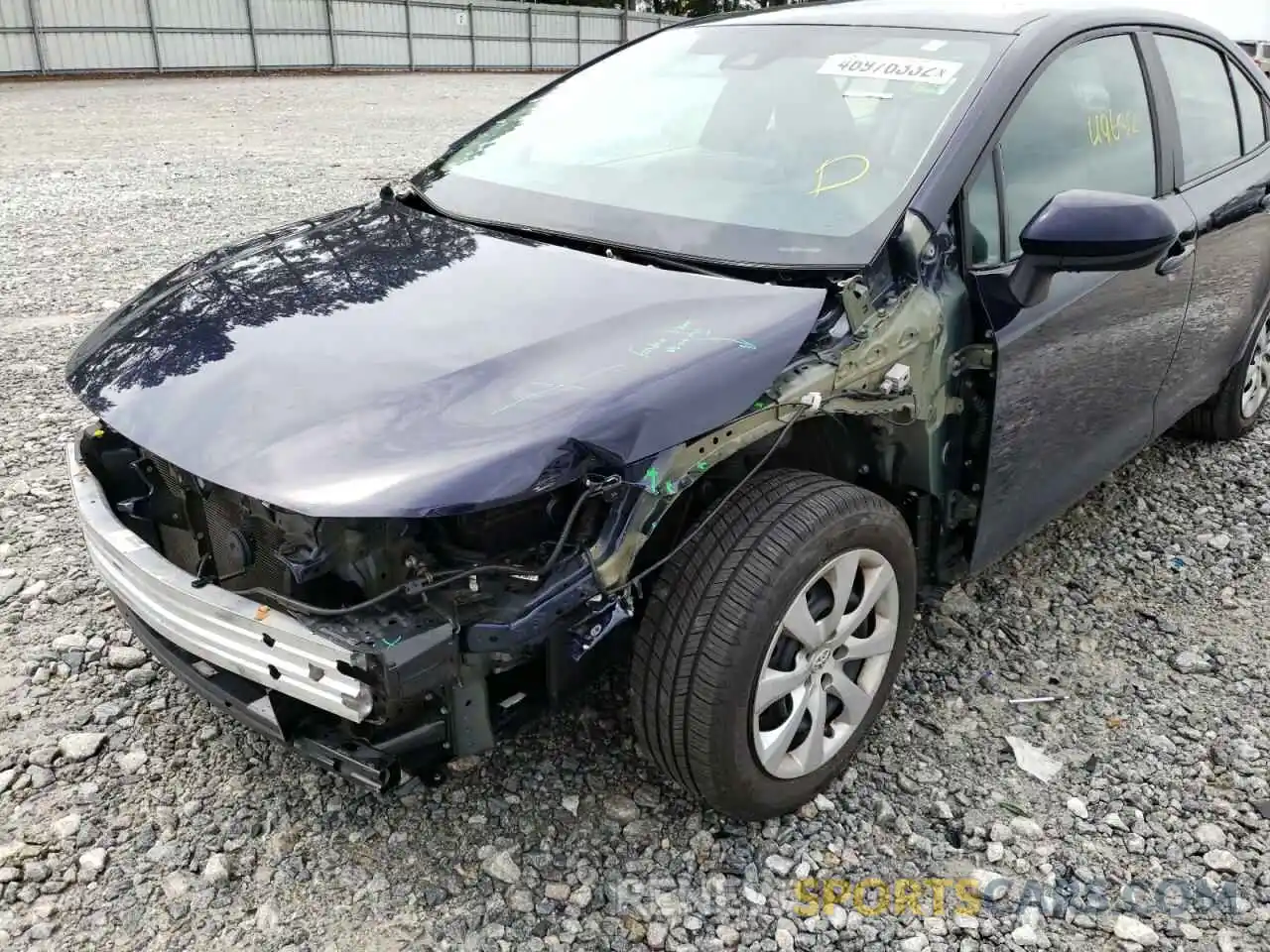 9 Photograph of a damaged car 5YFEPRAE0LP006682 TOYOTA COROLLA 2020