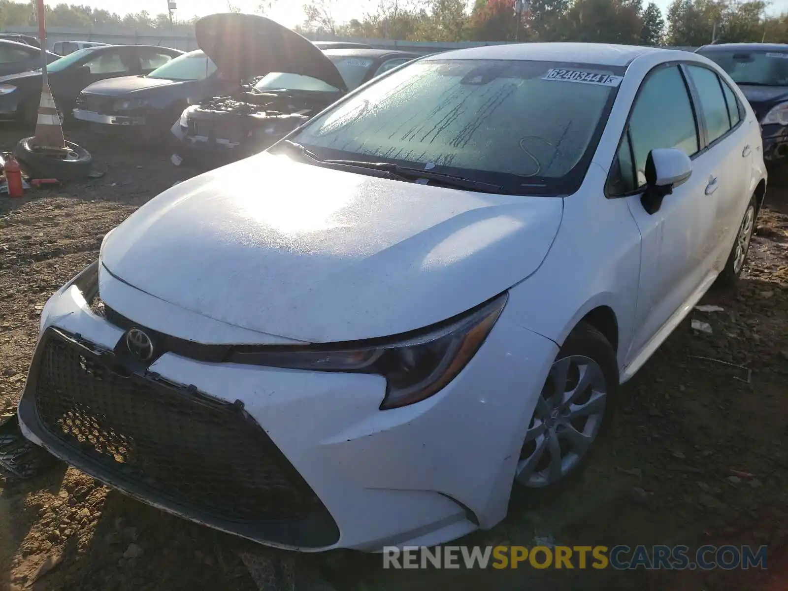 2 Photograph of a damaged car 5YFEPRAE0LP010361 TOYOTA COROLLA 2020