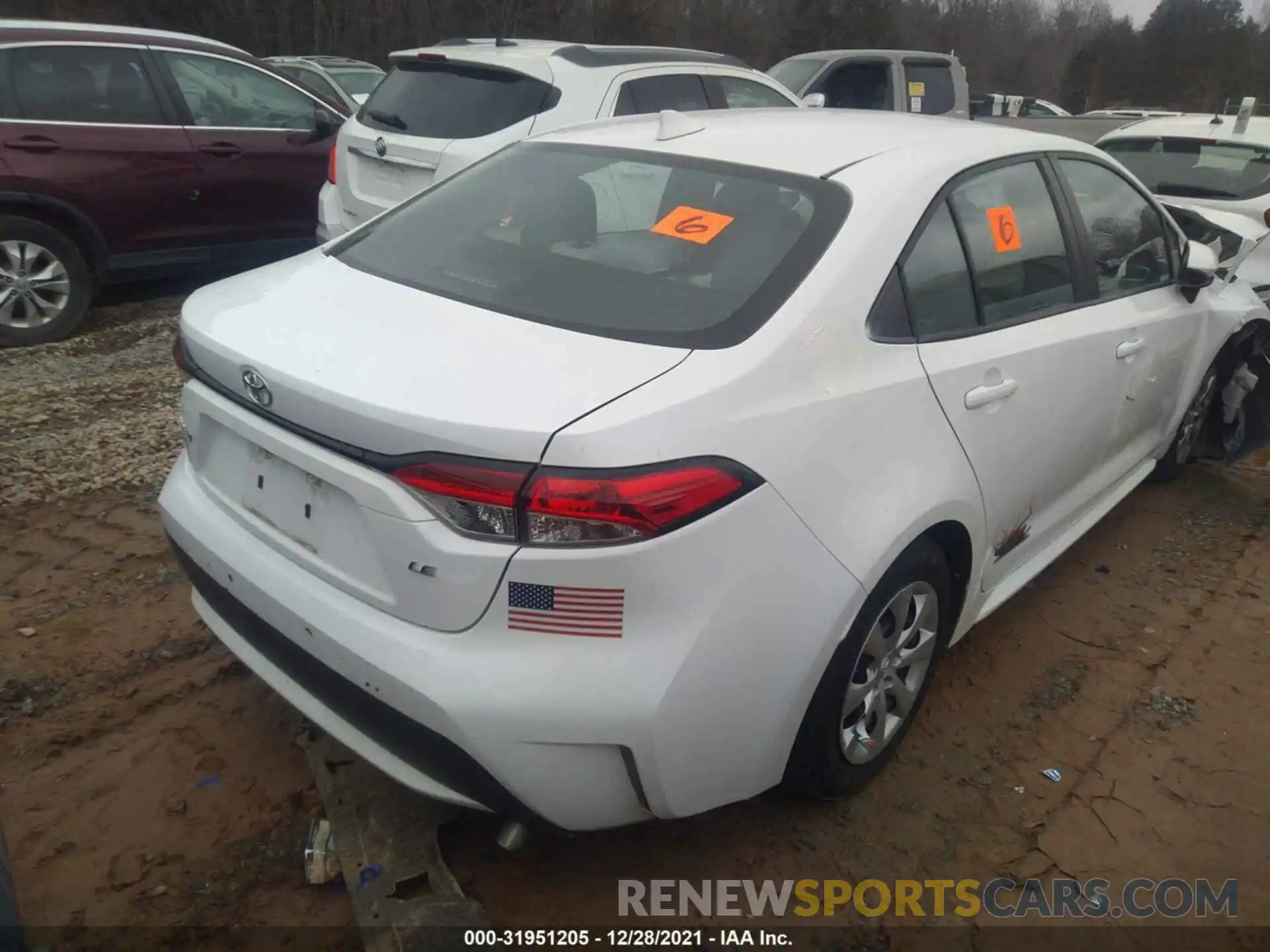 4 Photograph of a damaged car 5YFEPRAE0LP011932 TOYOTA COROLLA 2020