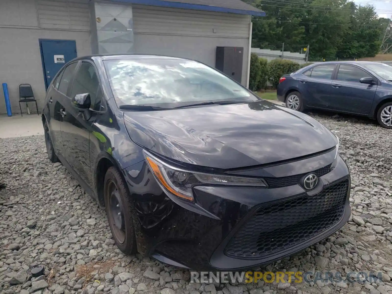 1 Photograph of a damaged car 5YFEPRAE0LP019240 TOYOTA COROLLA 2020