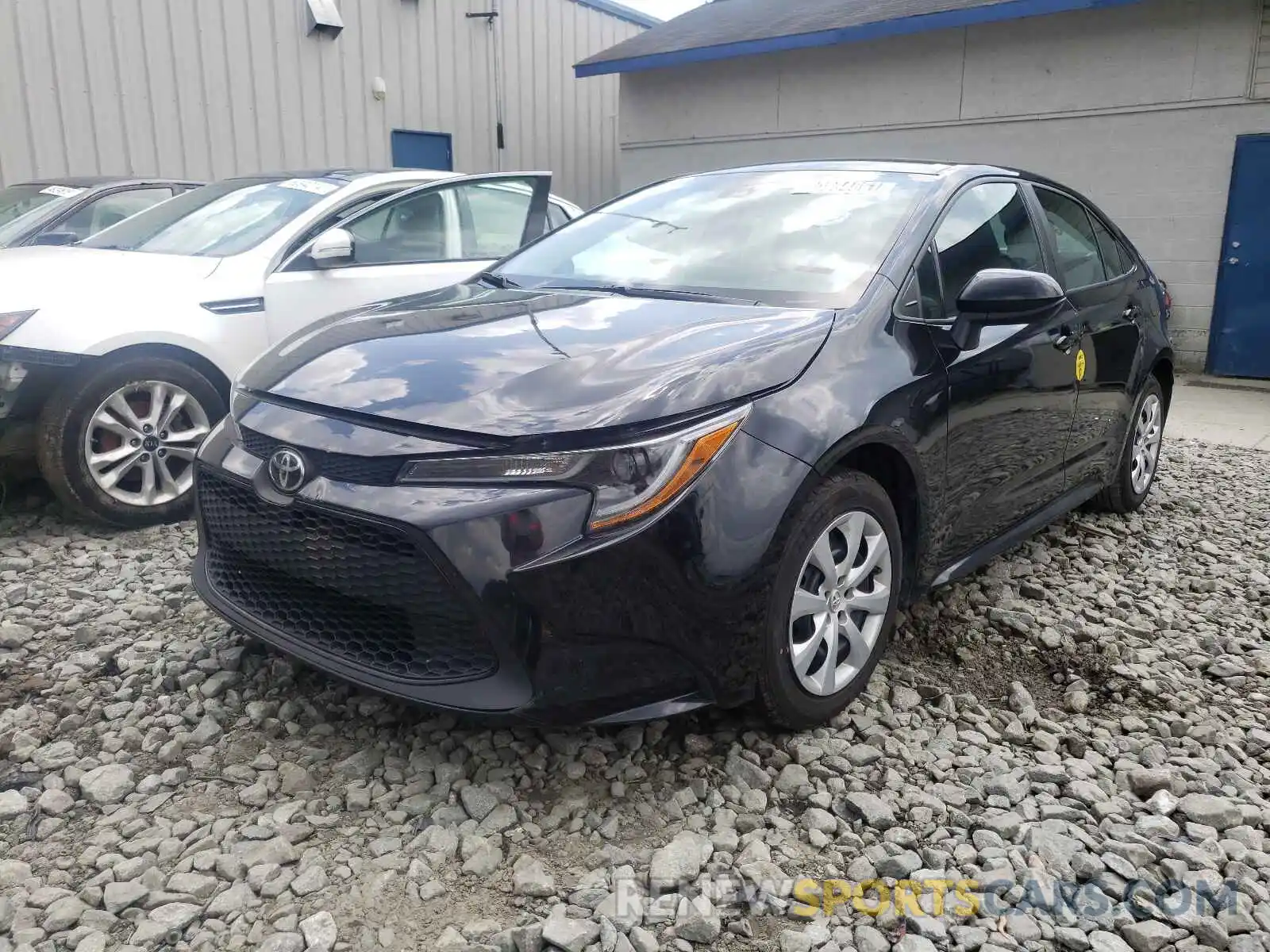 2 Photograph of a damaged car 5YFEPRAE0LP019240 TOYOTA COROLLA 2020