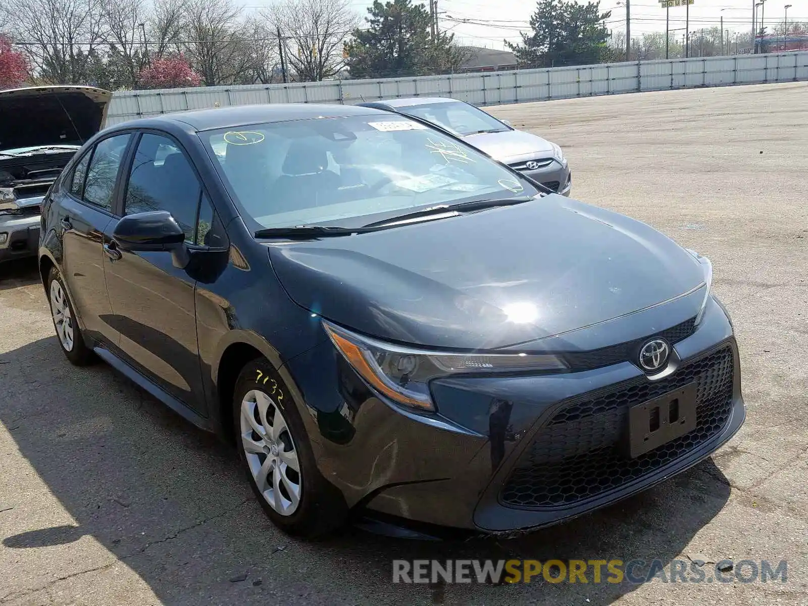 1 Photograph of a damaged car 5YFEPRAE0LP019397 TOYOTA COROLLA 2020