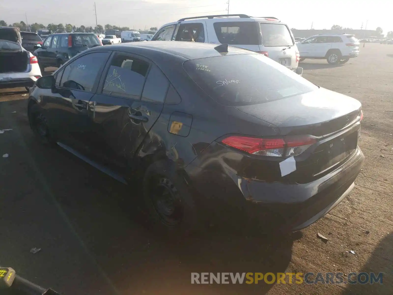 3 Photograph of a damaged car 5YFEPRAE0LP019562 TOYOTA COROLLA 2020