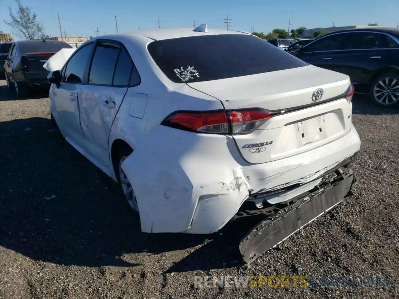 3 Photograph of a damaged car 5YFEPRAE0LP020016 TOYOTA COROLLA 2020