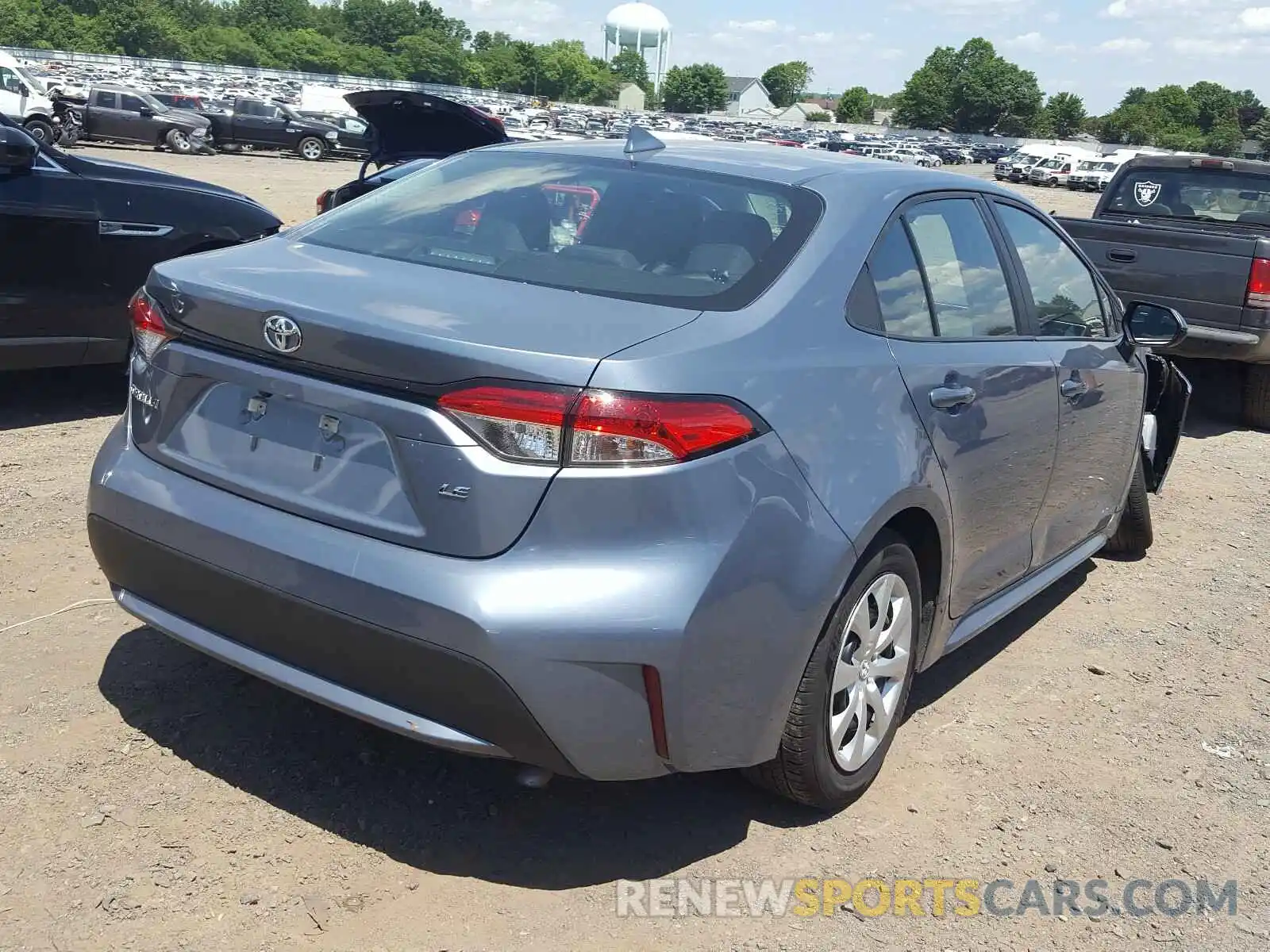 4 Photograph of a damaged car 5YFEPRAE0LP020680 TOYOTA COROLLA 2020