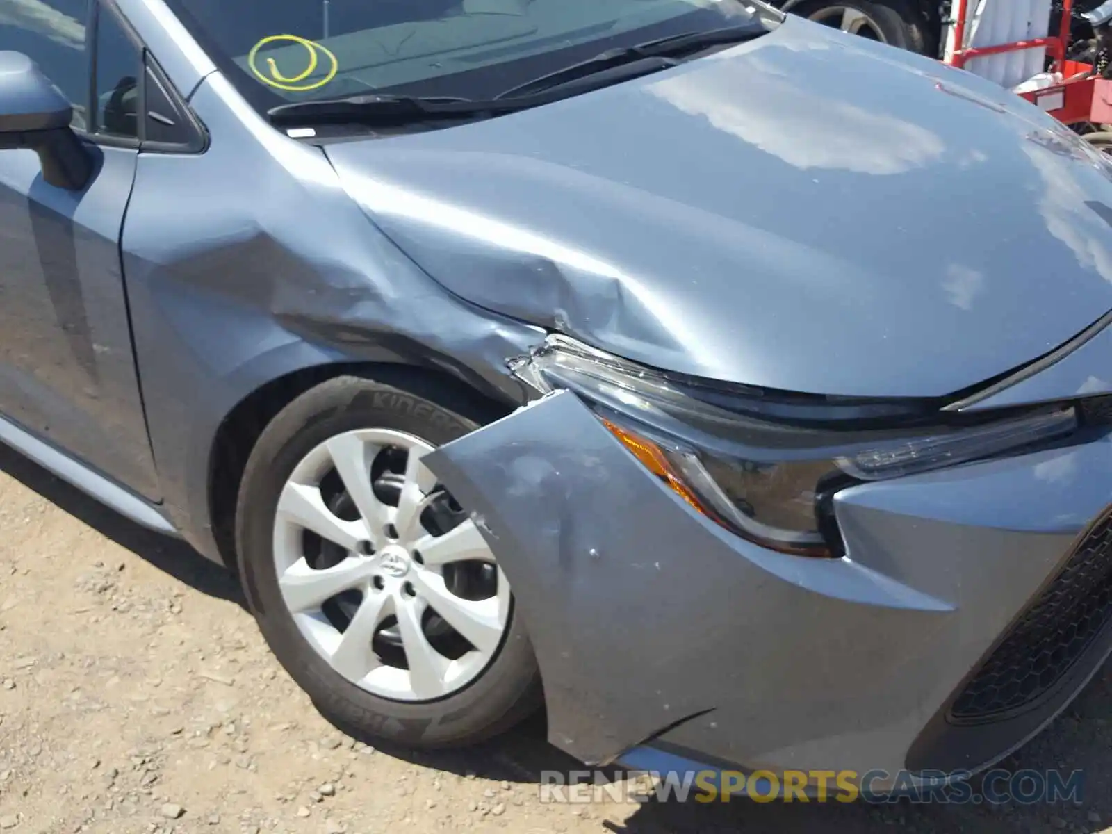 9 Photograph of a damaged car 5YFEPRAE0LP020680 TOYOTA COROLLA 2020