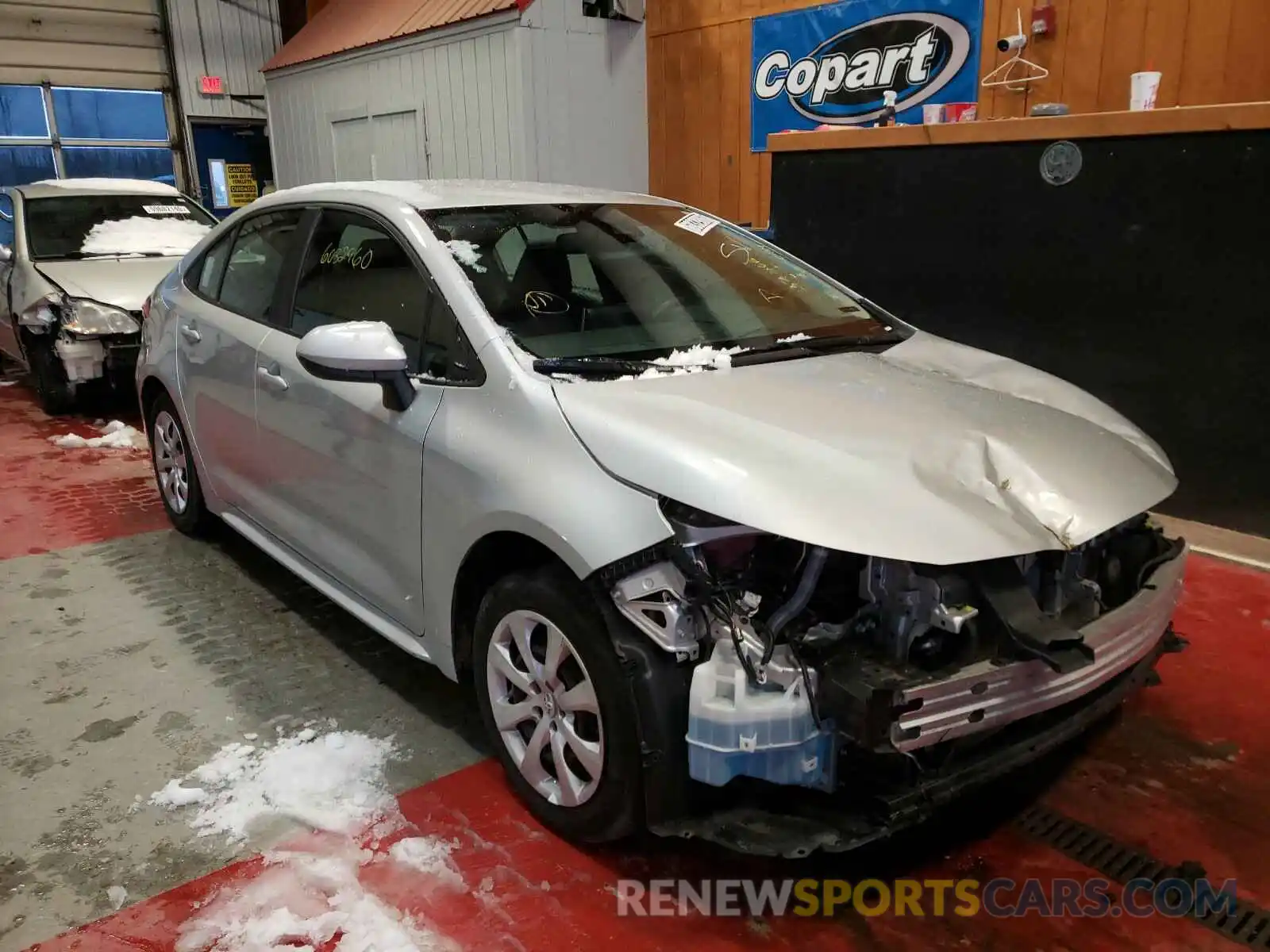 1 Photograph of a damaged car 5YFEPRAE0LP022039 TOYOTA COROLLA 2020