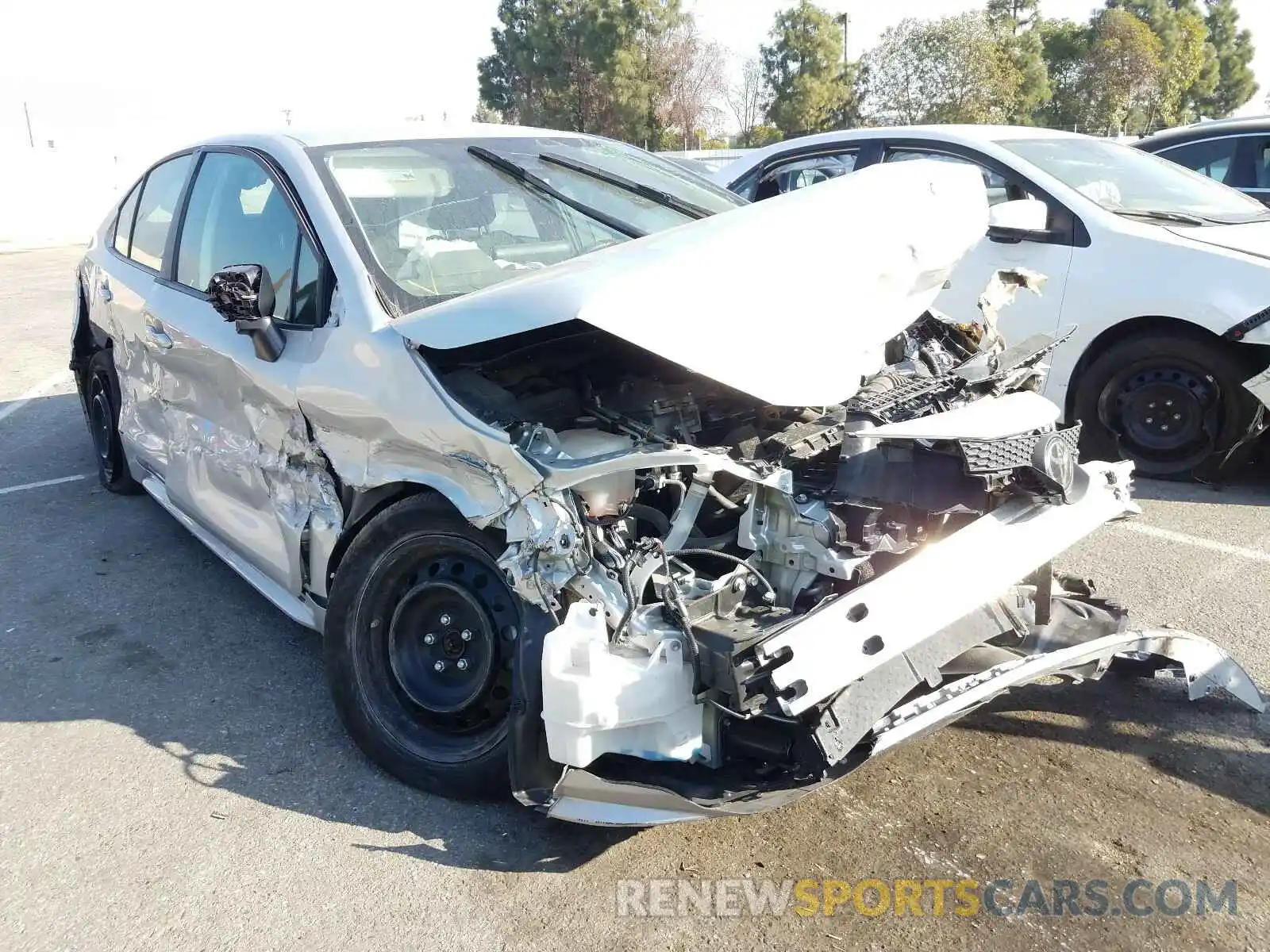 1 Photograph of a damaged car 5YFEPRAE0LP023000 TOYOTA COROLLA 2020