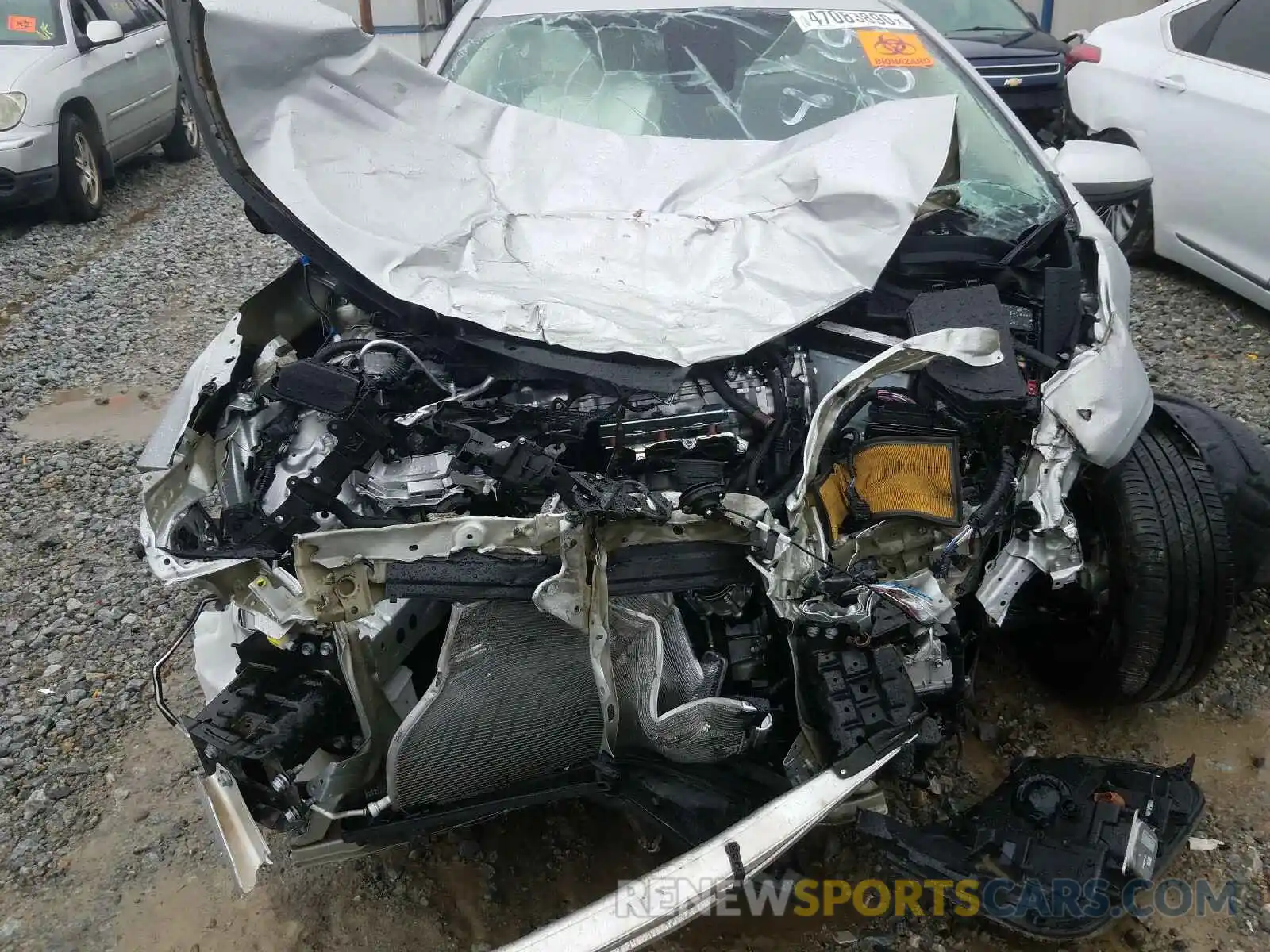 7 Photograph of a damaged car 5YFEPRAE0LP023109 TOYOTA COROLLA 2020