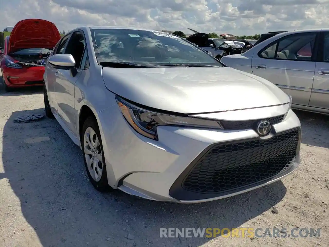 1 Photograph of a damaged car 5YFEPRAE0LP023823 TOYOTA COROLLA 2020