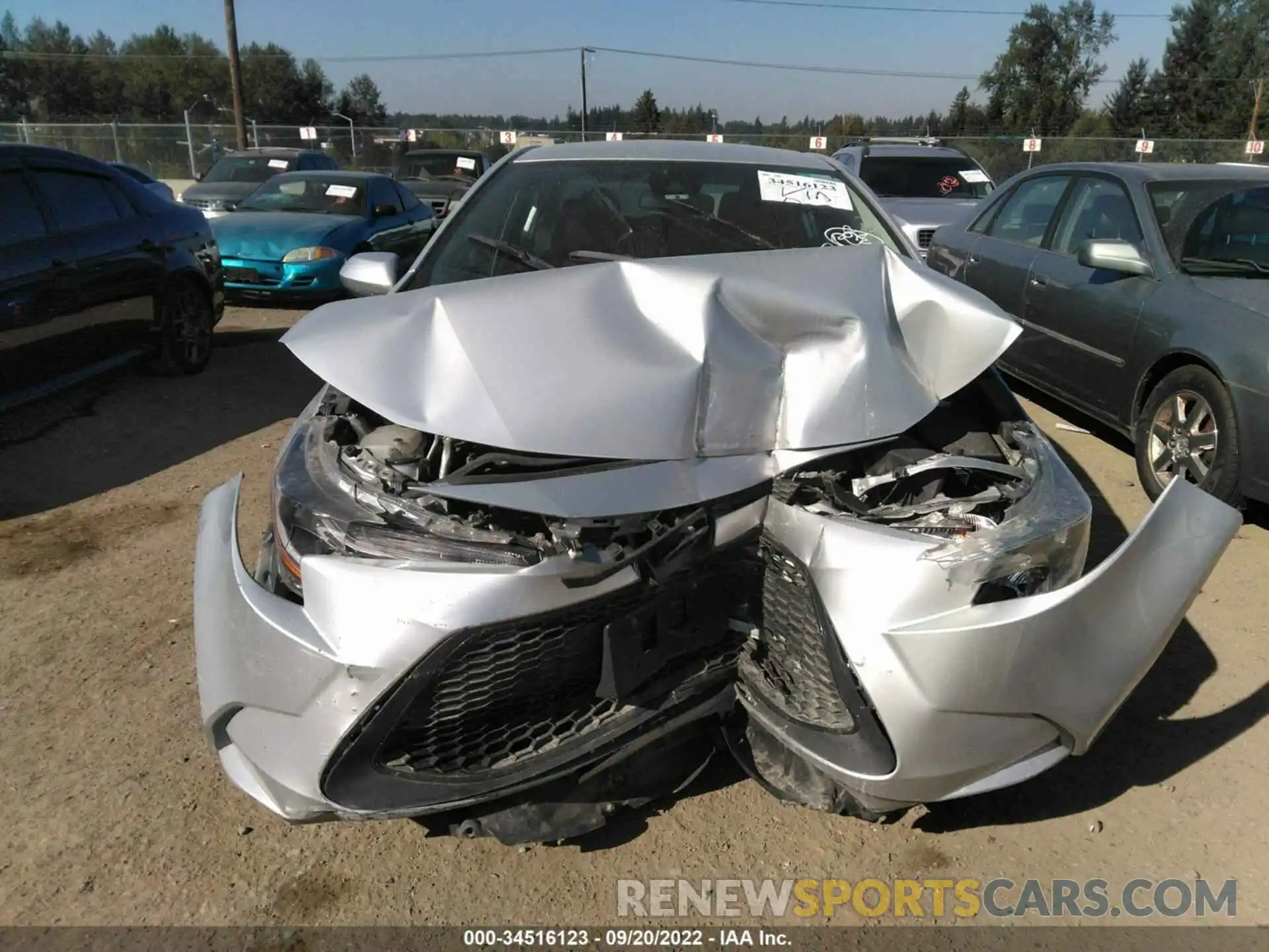 6 Photograph of a damaged car 5YFEPRAE0LP025328 TOYOTA COROLLA 2020