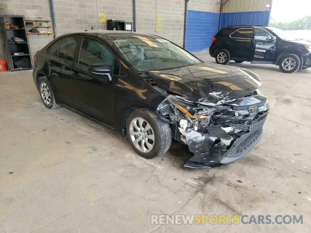 1 Photograph of a damaged car 5YFEPRAE0LP026480 TOYOTA COROLLA 2020