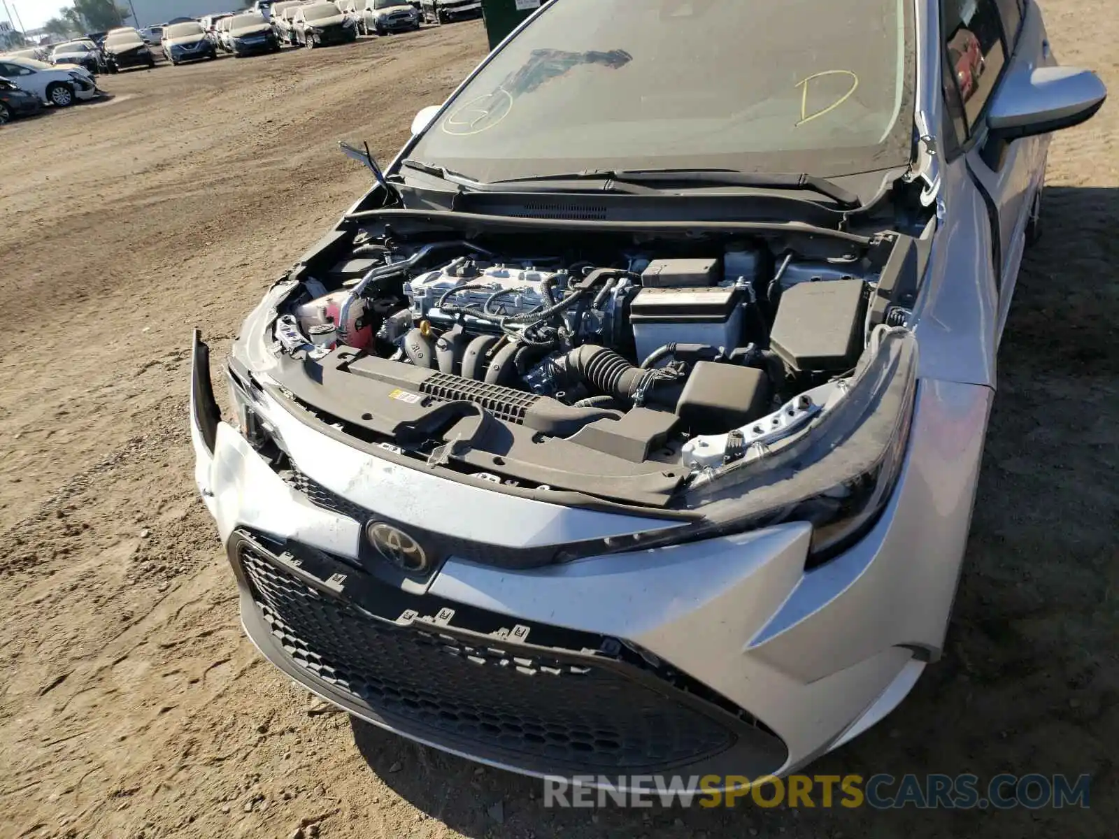 9 Photograph of a damaged car 5YFEPRAE0LP028164 TOYOTA COROLLA 2020