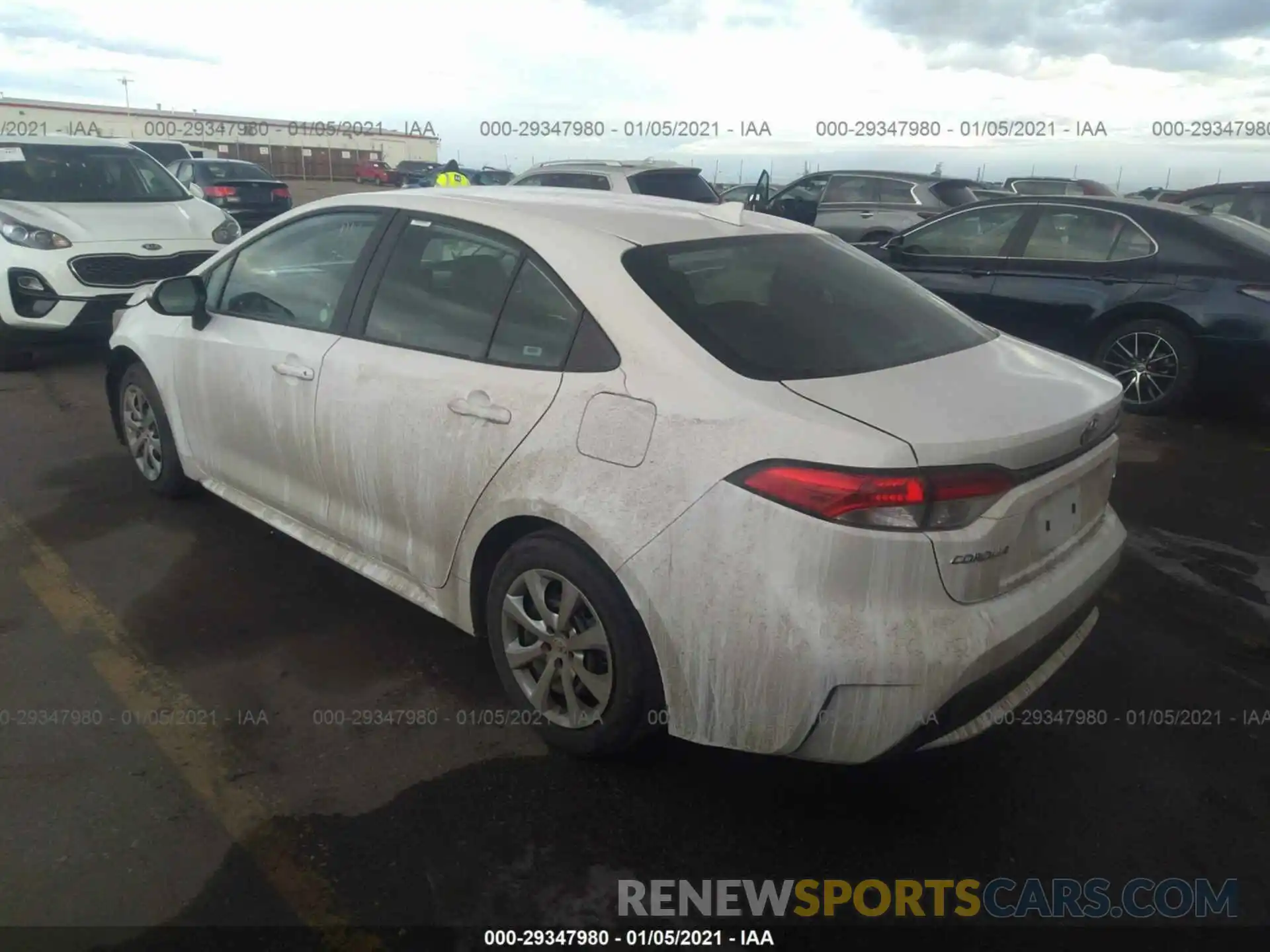 3 Photograph of a damaged car 5YFEPRAE0LP028276 TOYOTA COROLLA 2020