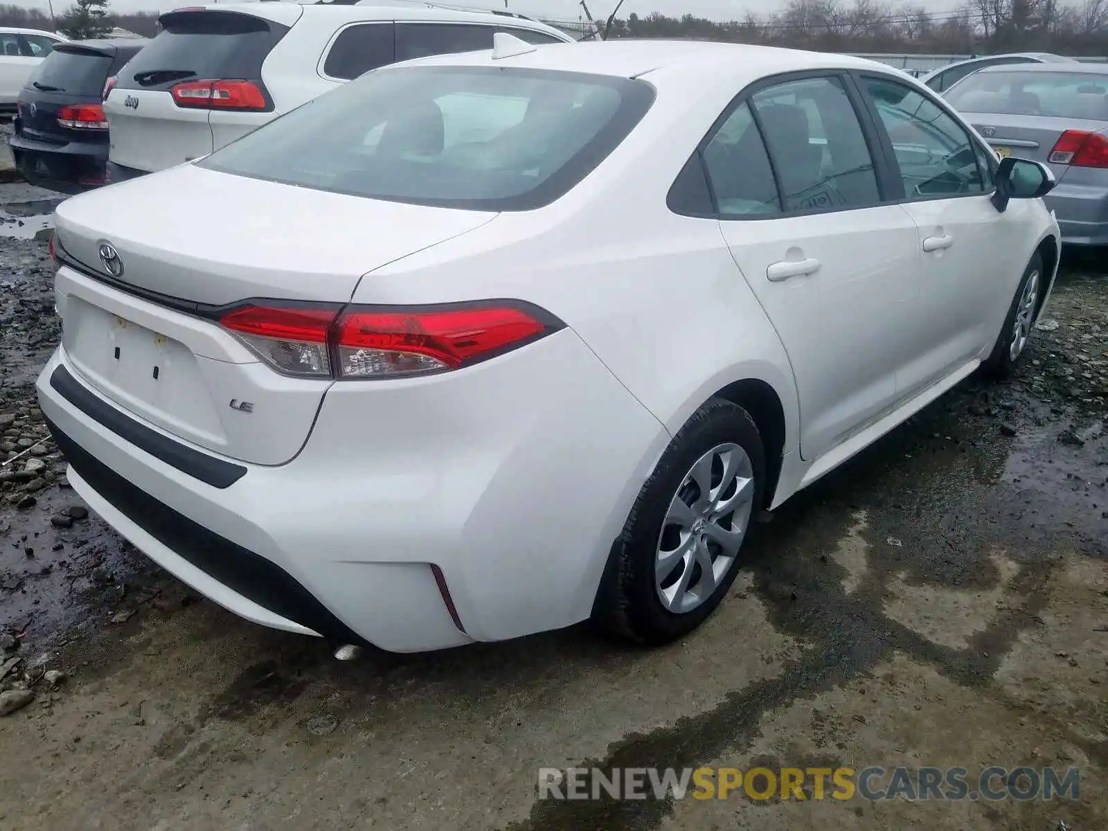 4 Photograph of a damaged car 5YFEPRAE0LP028603 TOYOTA COROLLA 2020