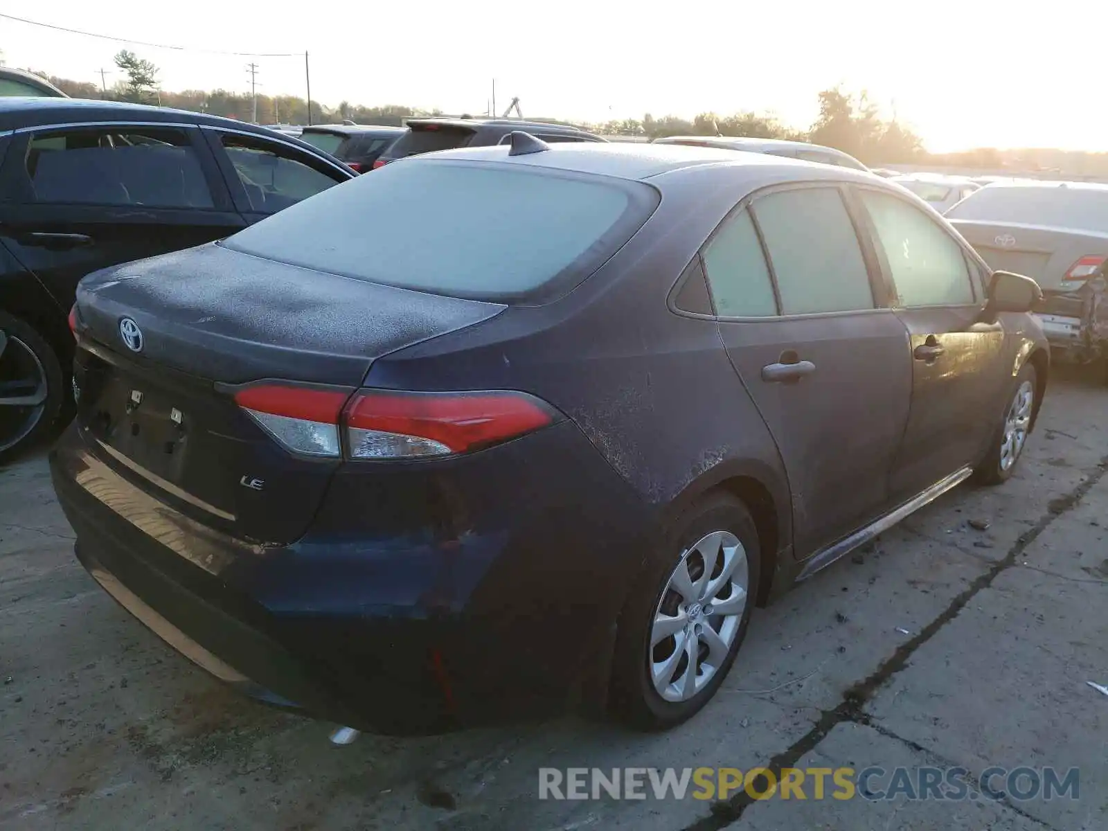 4 Photograph of a damaged car 5YFEPRAE0LP029427 TOYOTA COROLLA 2020