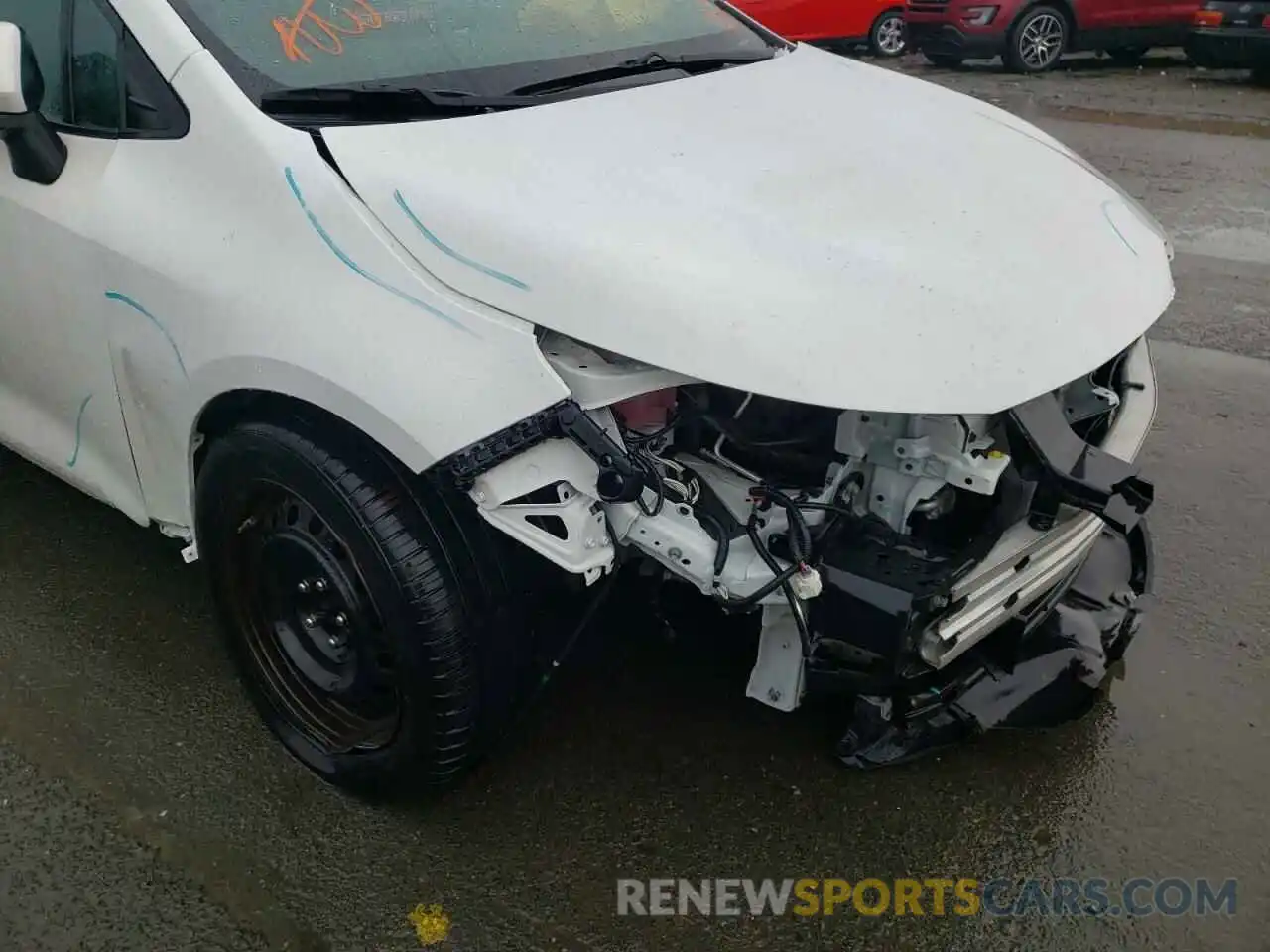 9 Photograph of a damaged car 5YFEPRAE0LP029489 TOYOTA COROLLA 2020