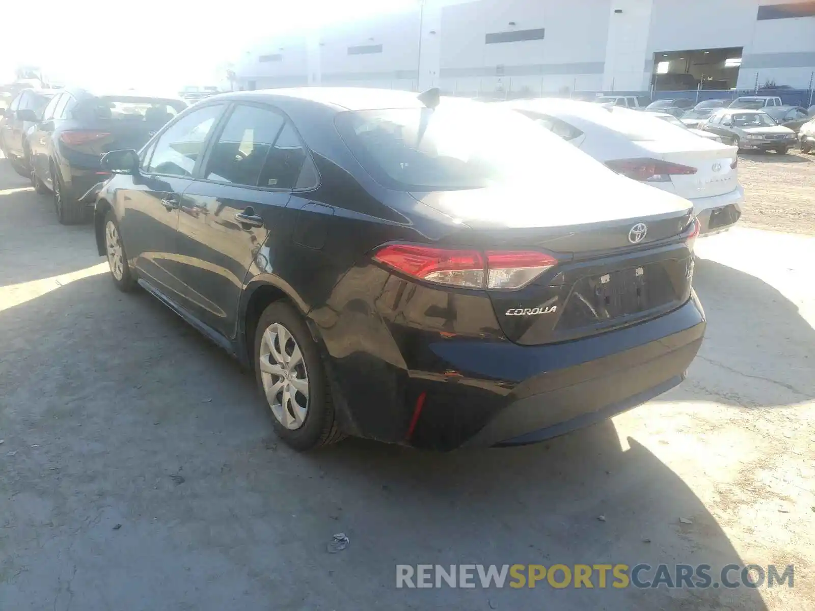 3 Photograph of a damaged car 5YFEPRAE0LP030156 TOYOTA COROLLA 2020