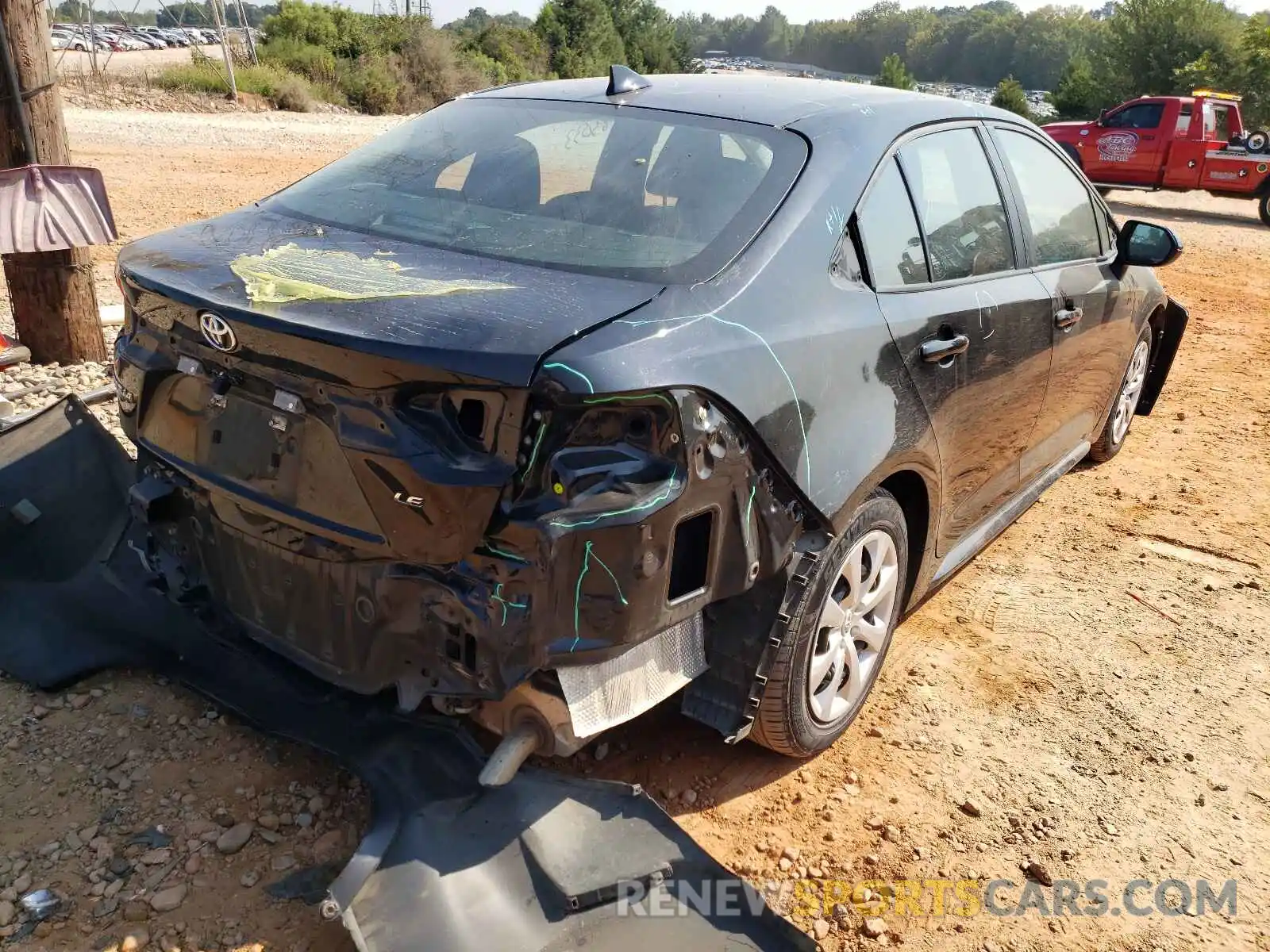 4 Photograph of a damaged car 5YFEPRAE0LP032344 TOYOTA COROLLA 2020