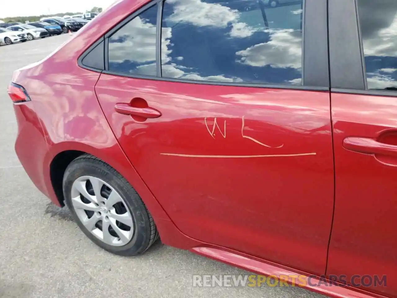 9 Photograph of a damaged car 5YFEPRAE0LP032991 TOYOTA COROLLA 2020