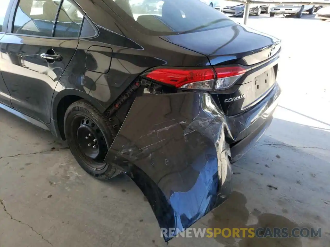 9 Photograph of a damaged car 5YFEPRAE0LP034773 TOYOTA COROLLA 2020