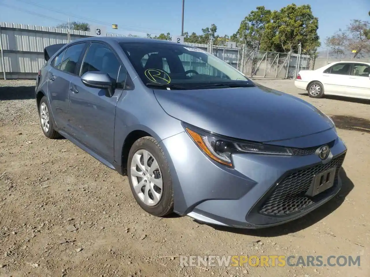 1 Photograph of a damaged car 5YFEPRAE0LP036166 TOYOTA COROLLA 2020