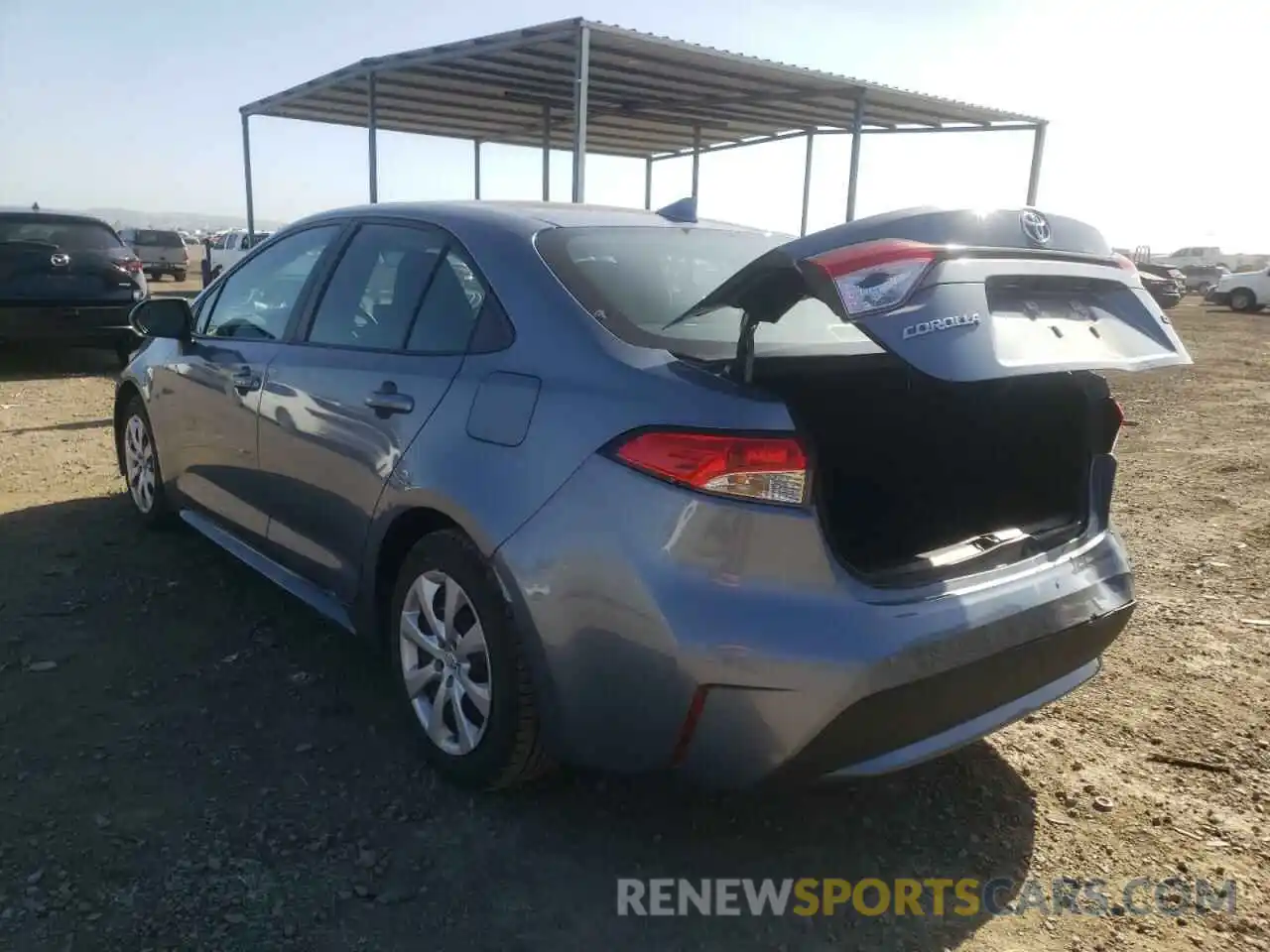 3 Photograph of a damaged car 5YFEPRAE0LP036166 TOYOTA COROLLA 2020