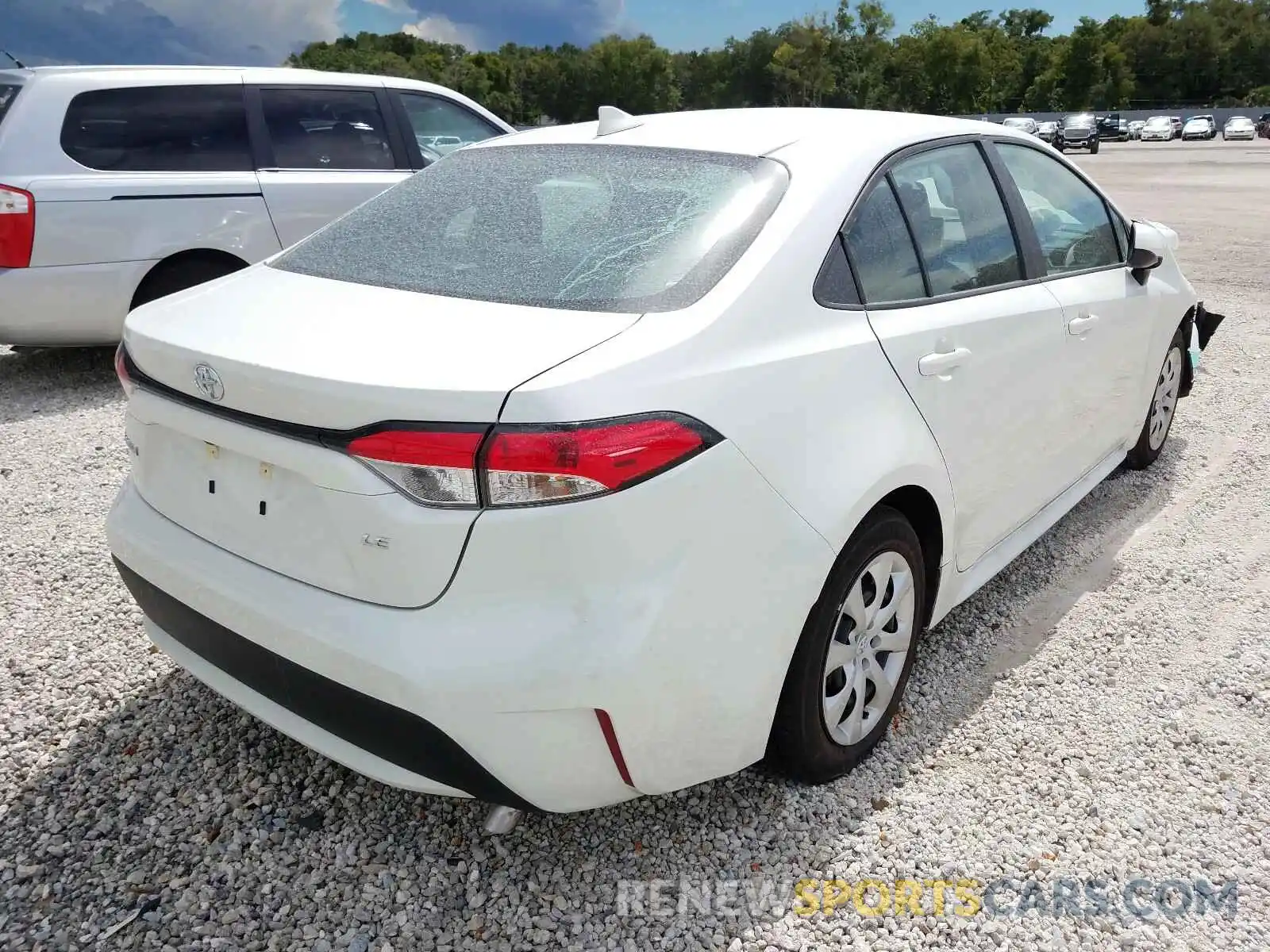 4 Photograph of a damaged car 5YFEPRAE0LP036183 TOYOTA COROLLA 2020