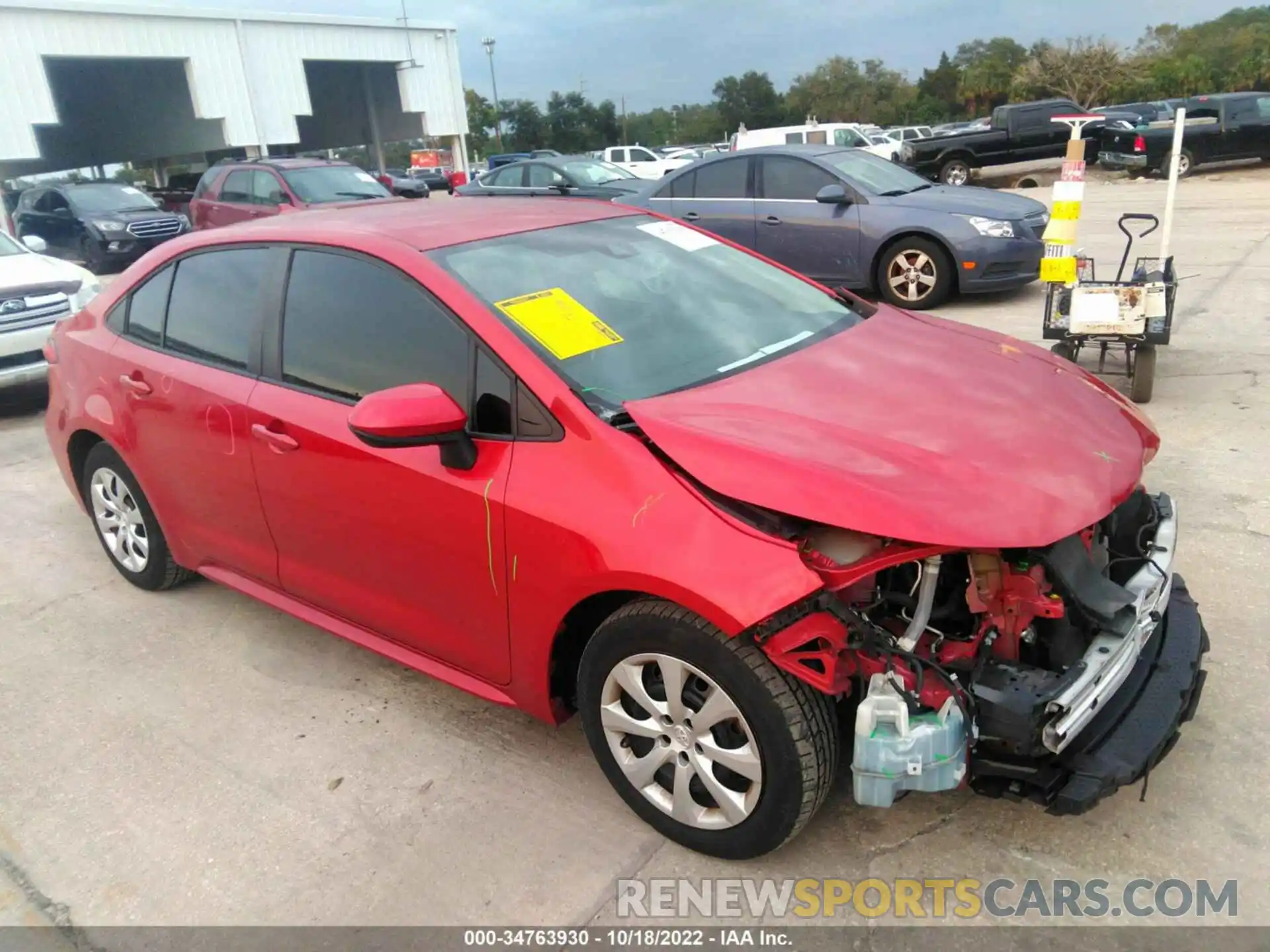 1 Photograph of a damaged car 5YFEPRAE0LP036863 TOYOTA COROLLA 2020