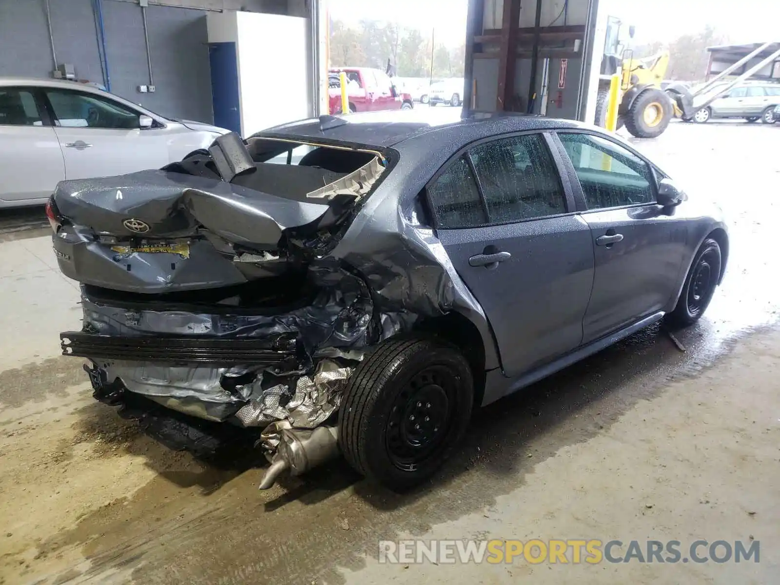 4 Photograph of a damaged car 5YFEPRAE0LP036930 TOYOTA COROLLA 2020