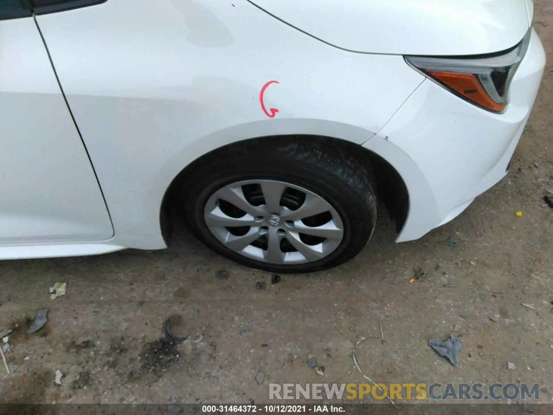 14 Photograph of a damaged car 5YFEPRAE0LP038225 TOYOTA COROLLA 2020