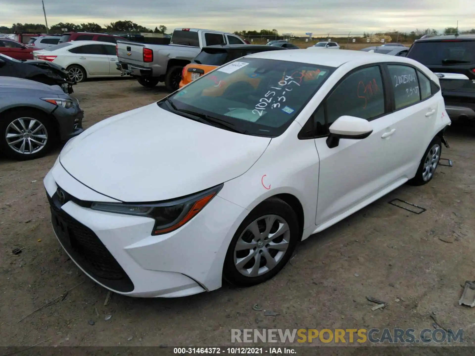 2 Photograph of a damaged car 5YFEPRAE0LP038225 TOYOTA COROLLA 2020