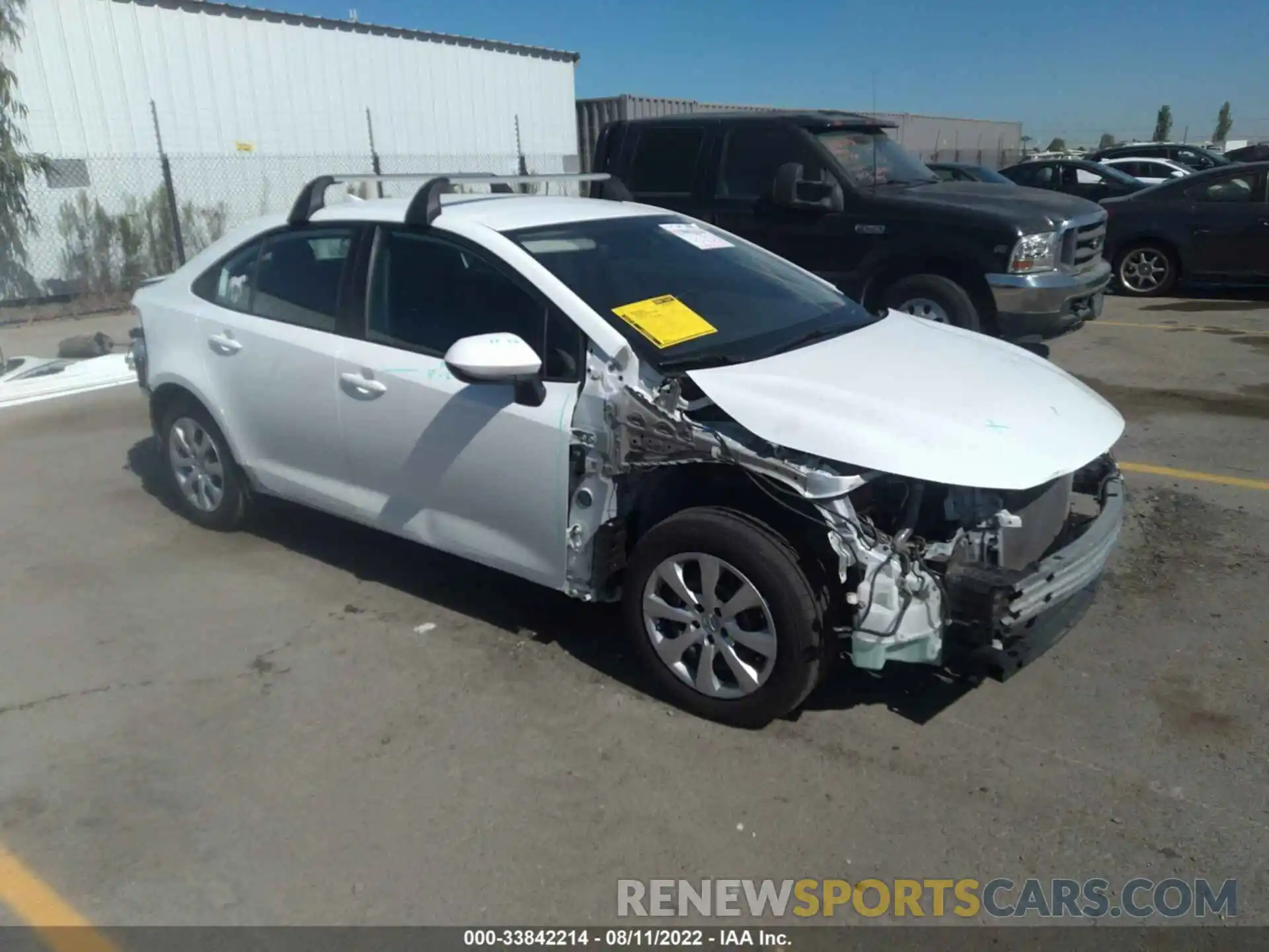 1 Photograph of a damaged car 5YFEPRAE0LP038953 TOYOTA COROLLA 2020