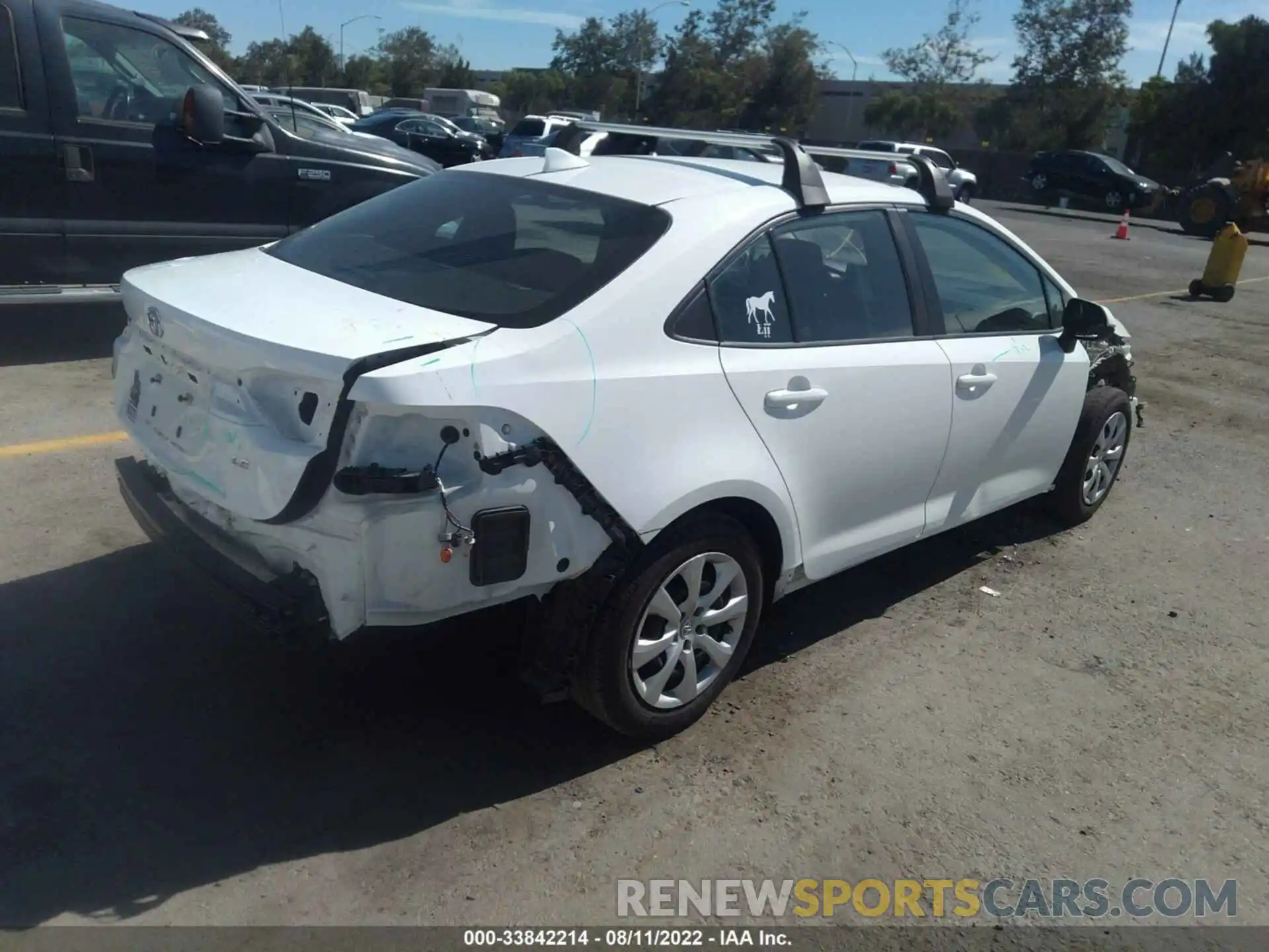 4 Photograph of a damaged car 5YFEPRAE0LP038953 TOYOTA COROLLA 2020