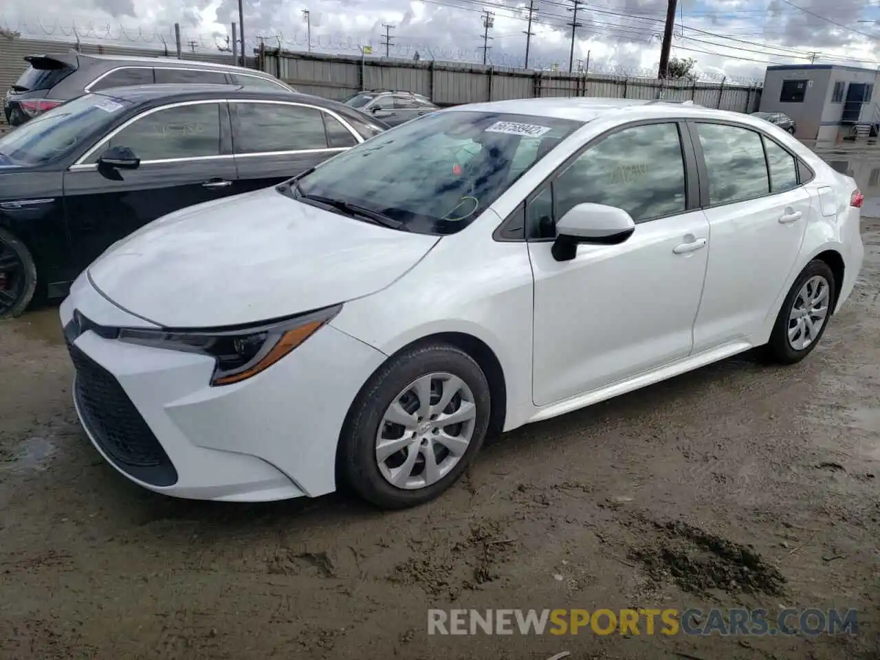 2 Photograph of a damaged car 5YFEPRAE0LP041156 TOYOTA COROLLA 2020