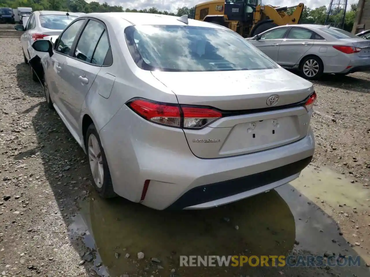 3 Photograph of a damaged car 5YFEPRAE0LP042551 TOYOTA COROLLA 2020