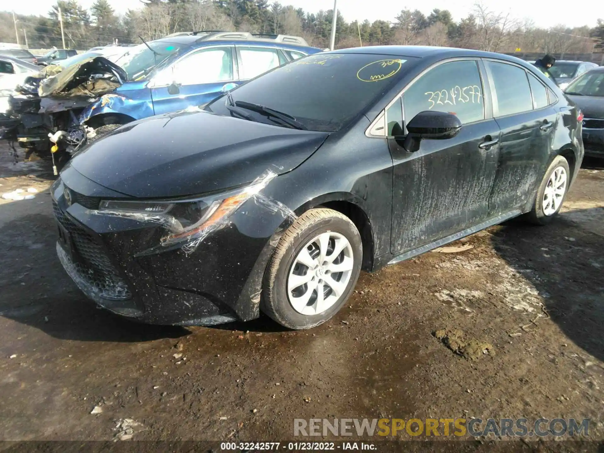 2 Photograph of a damaged car 5YFEPRAE0LP042839 TOYOTA COROLLA 2020