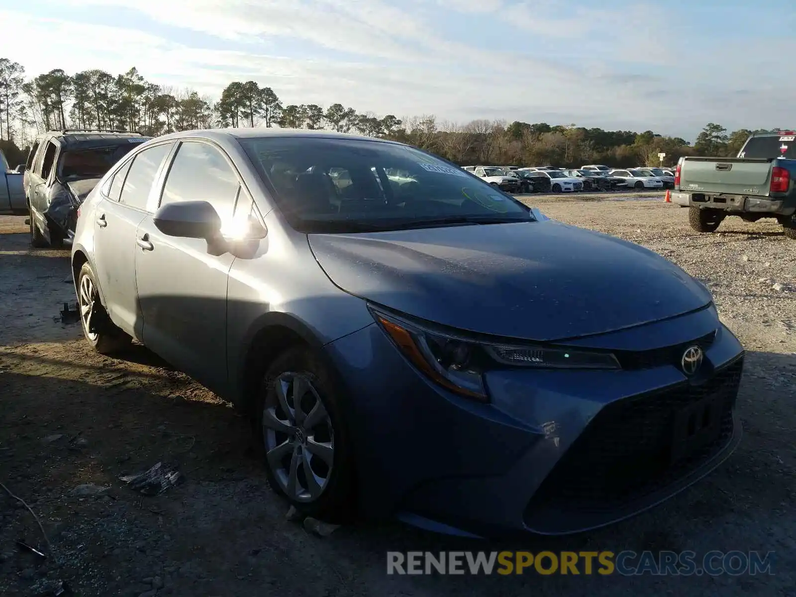 1 Photograph of a damaged car 5YFEPRAE0LP043358 TOYOTA COROLLA 2020