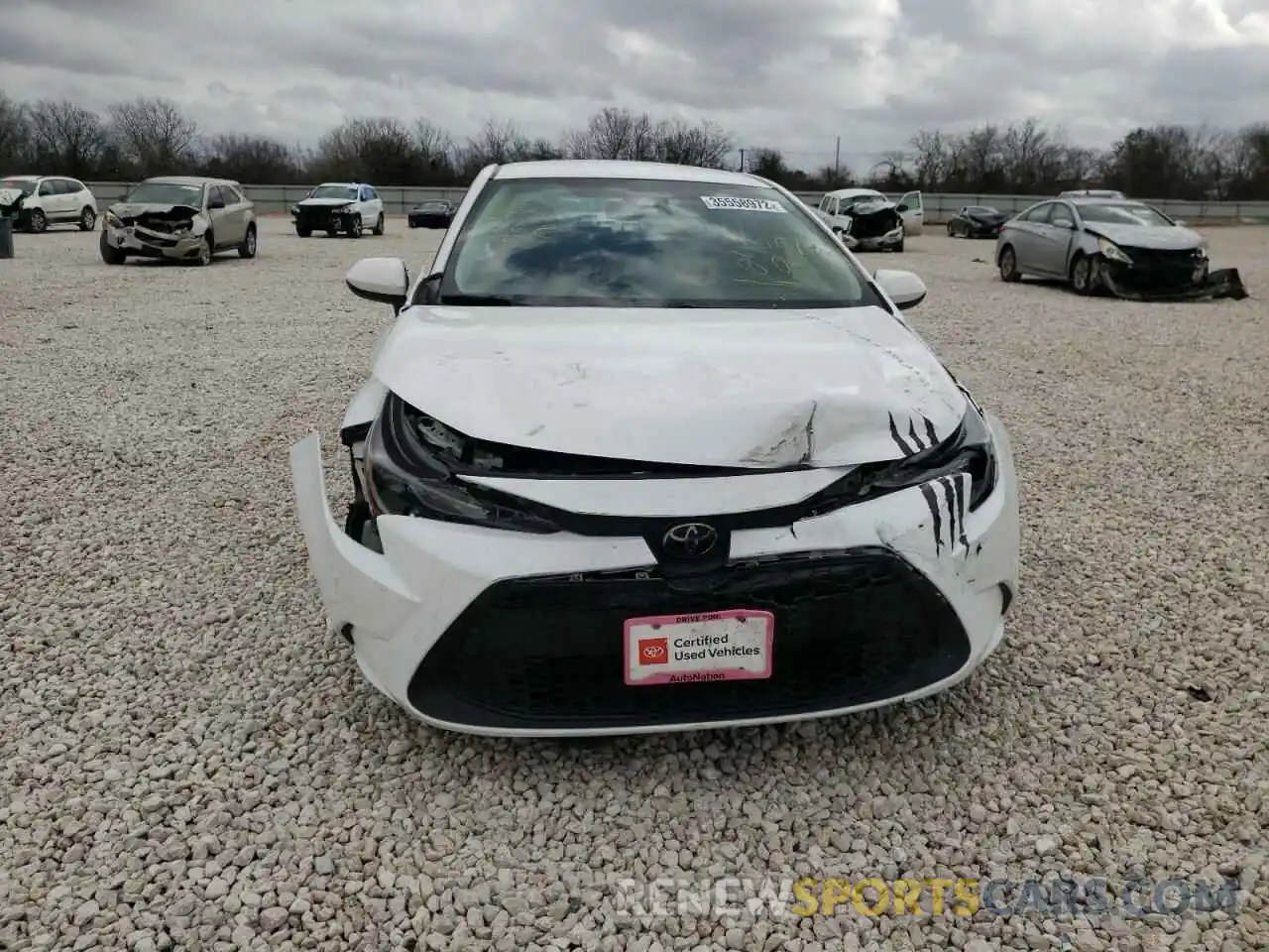 9 Photograph of a damaged car 5YFEPRAE0LP043912 TOYOTA COROLLA 2020