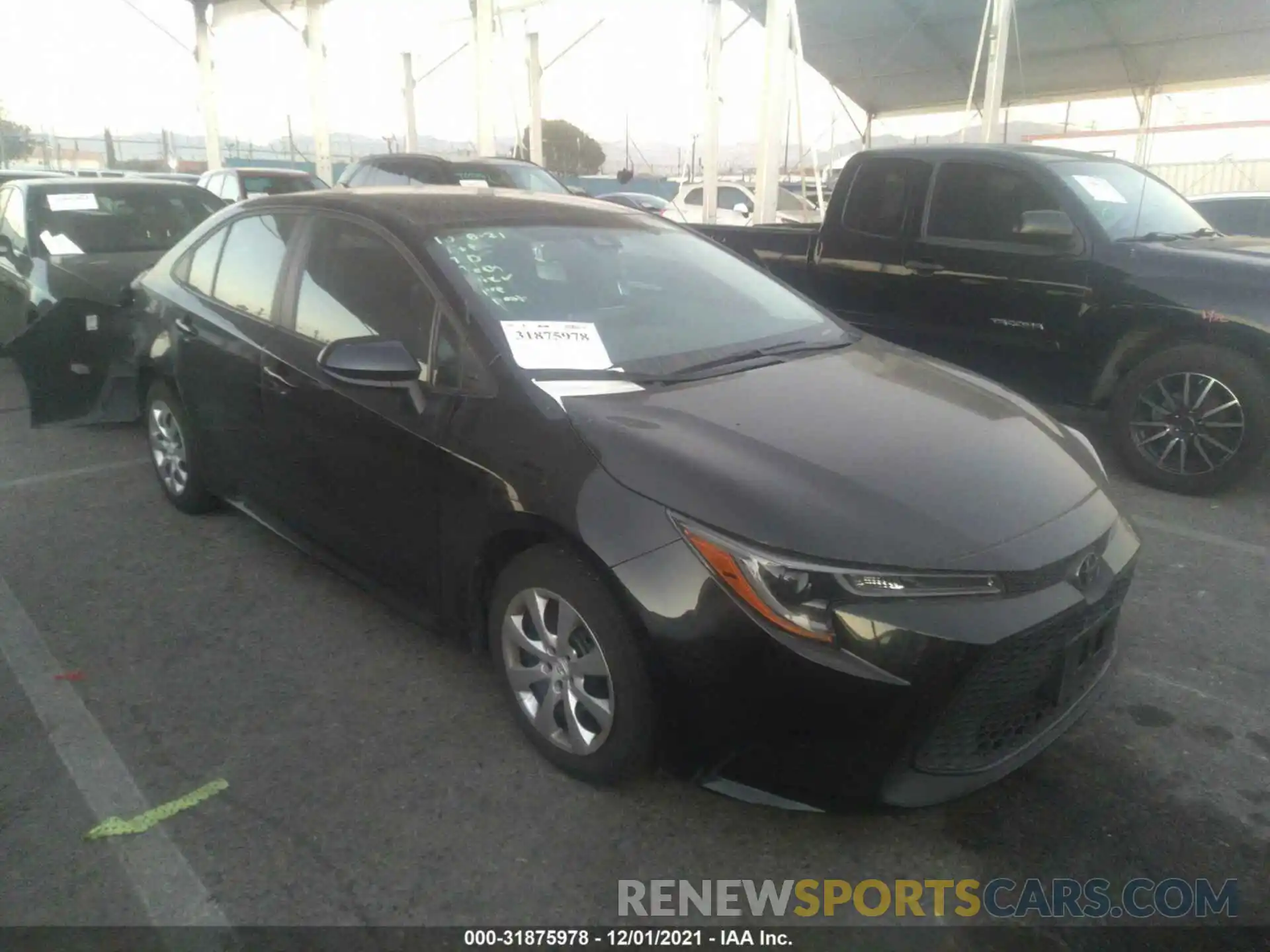 1 Photograph of a damaged car 5YFEPRAE0LP044574 TOYOTA COROLLA 2020