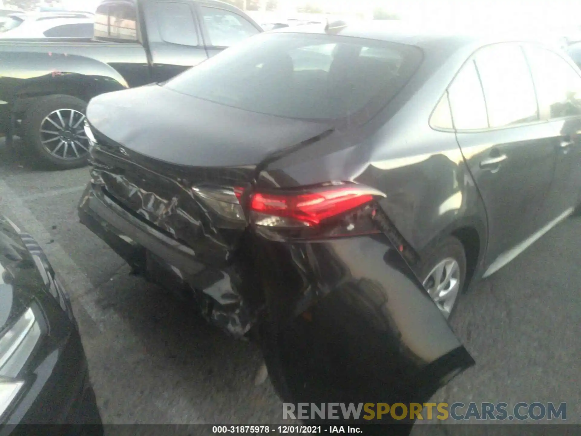 6 Photograph of a damaged car 5YFEPRAE0LP044574 TOYOTA COROLLA 2020